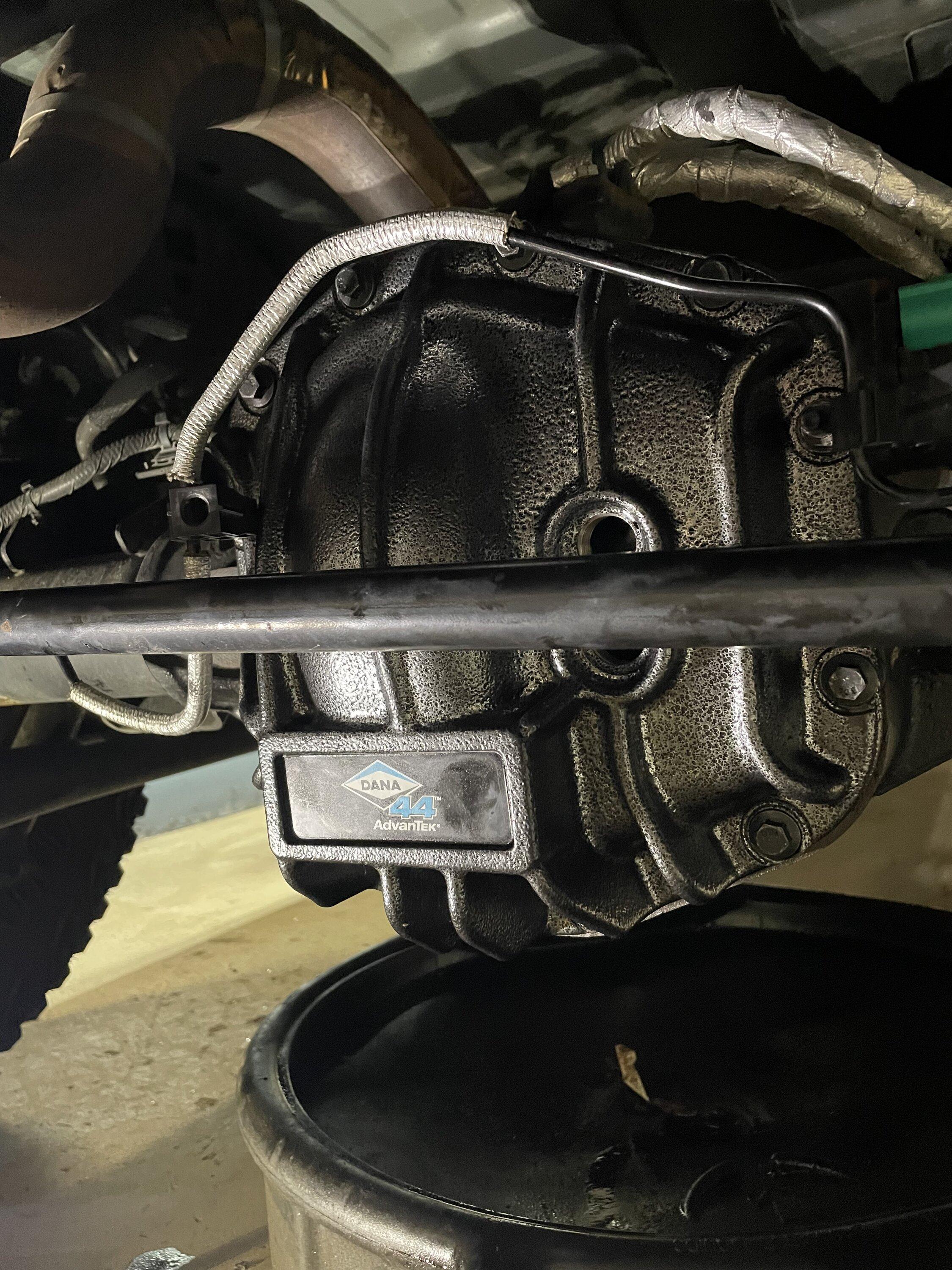 Ford Bronco Installed: Dana 44 M220 AdvanTek Nodular Differential Cover (From Jeep JL Wrangler) -- DIY IMG_2457
