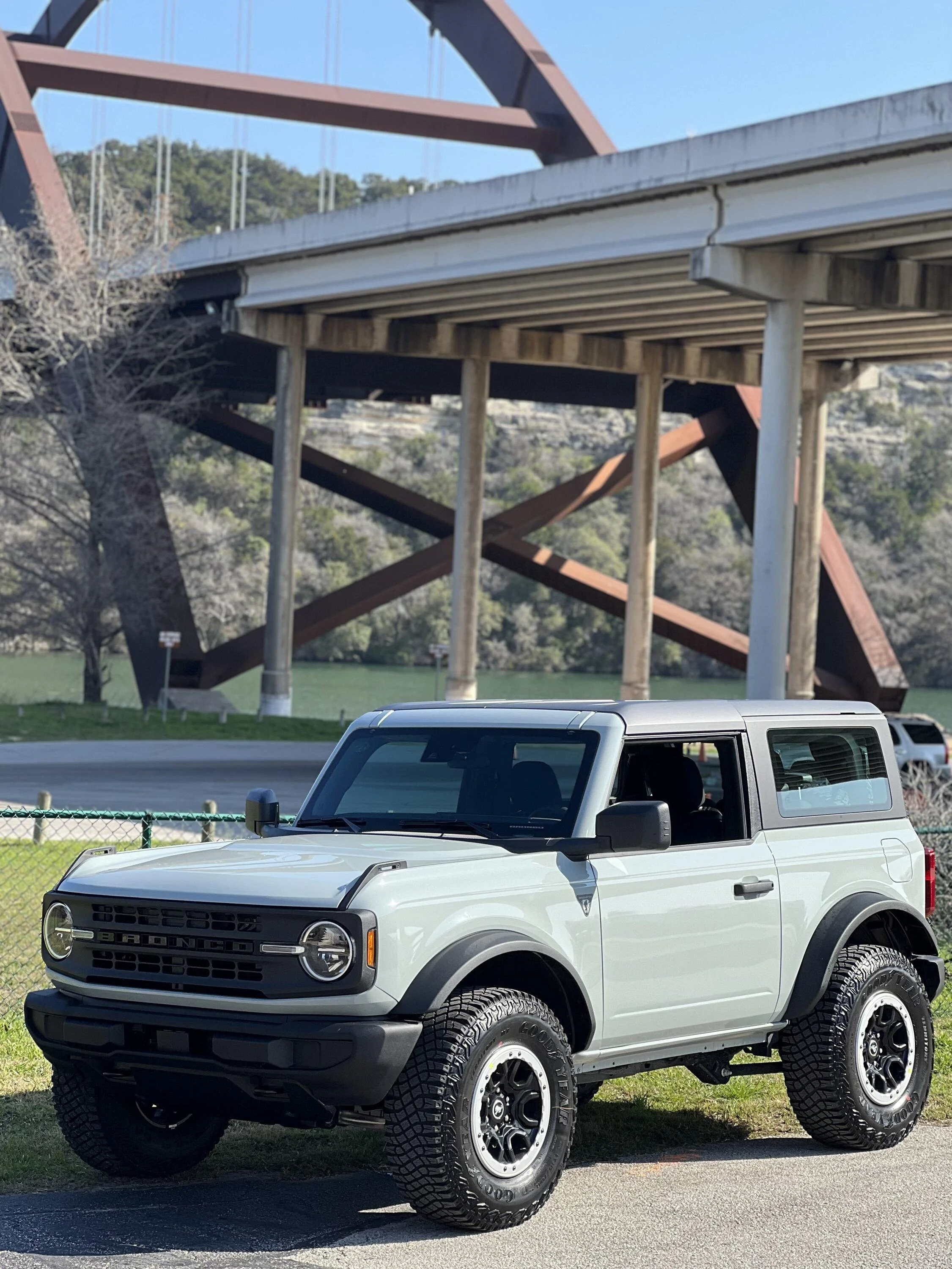 Ford Bronco Bronkolohe Basesquatch is here! IMG_3377
