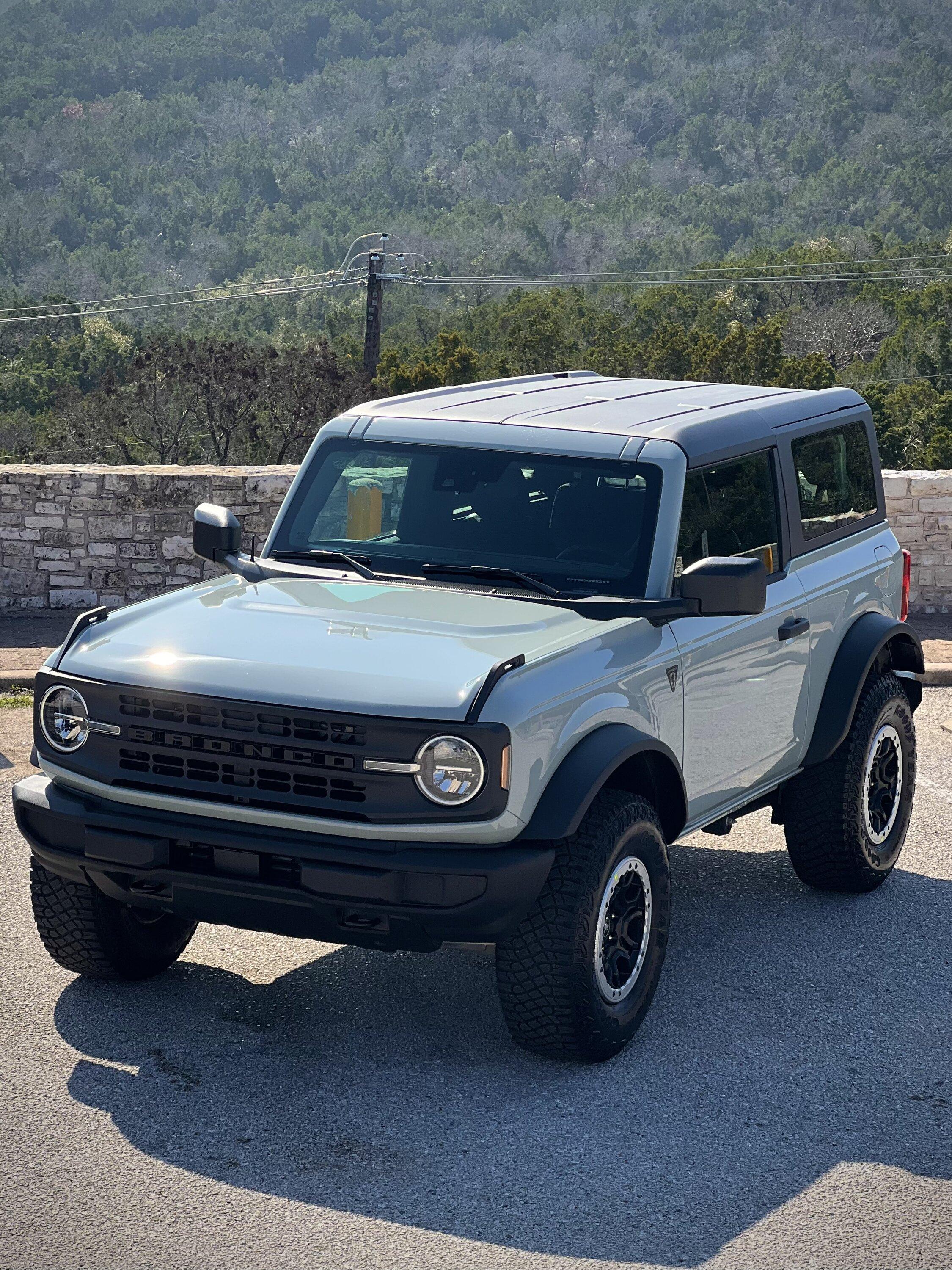 Ford Bronco Bronkolohe Basesquatch is here! IMG_3385