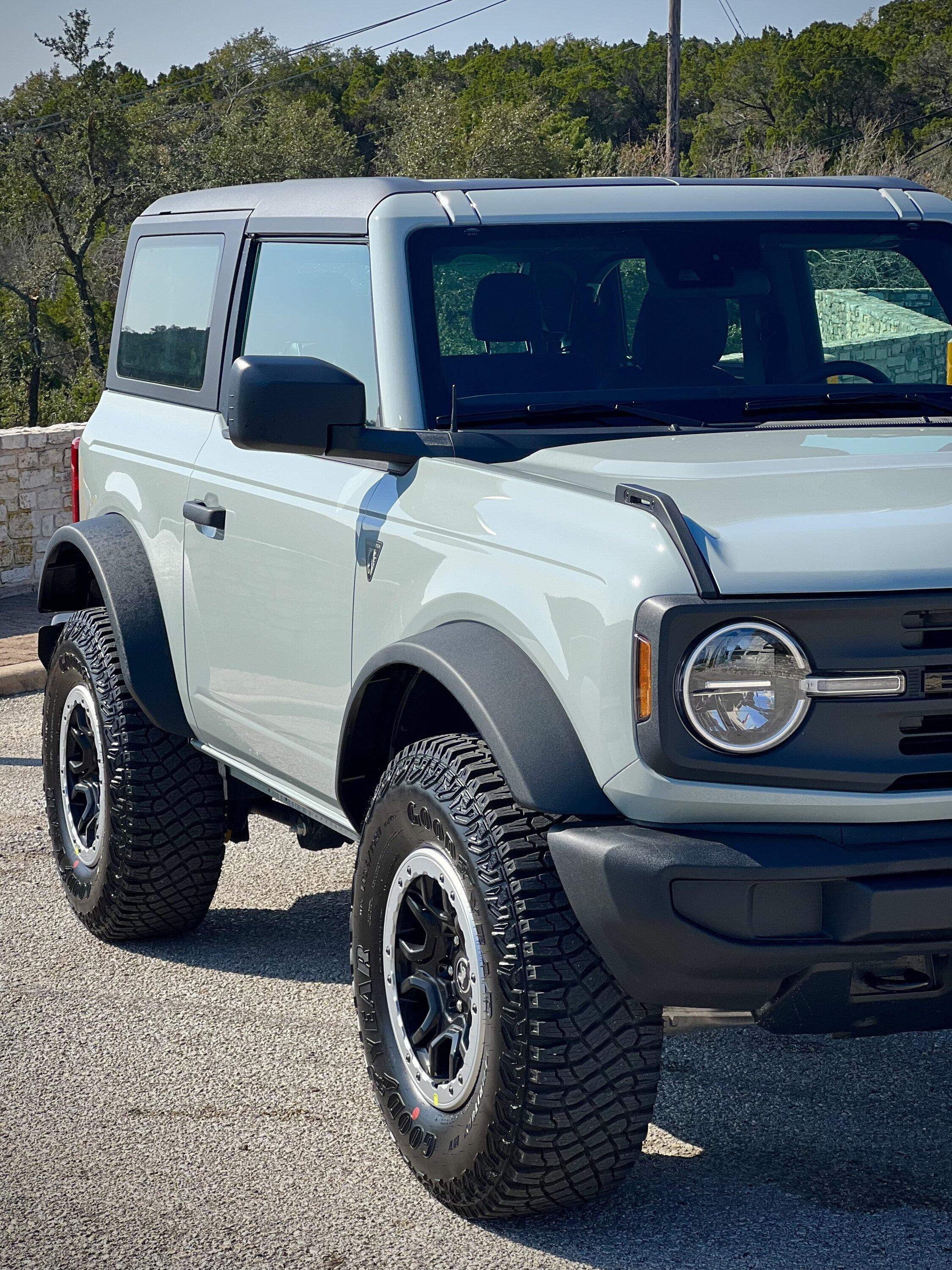 Ford Bronco Bronkolohe Basesquatch is here! IMG_3391