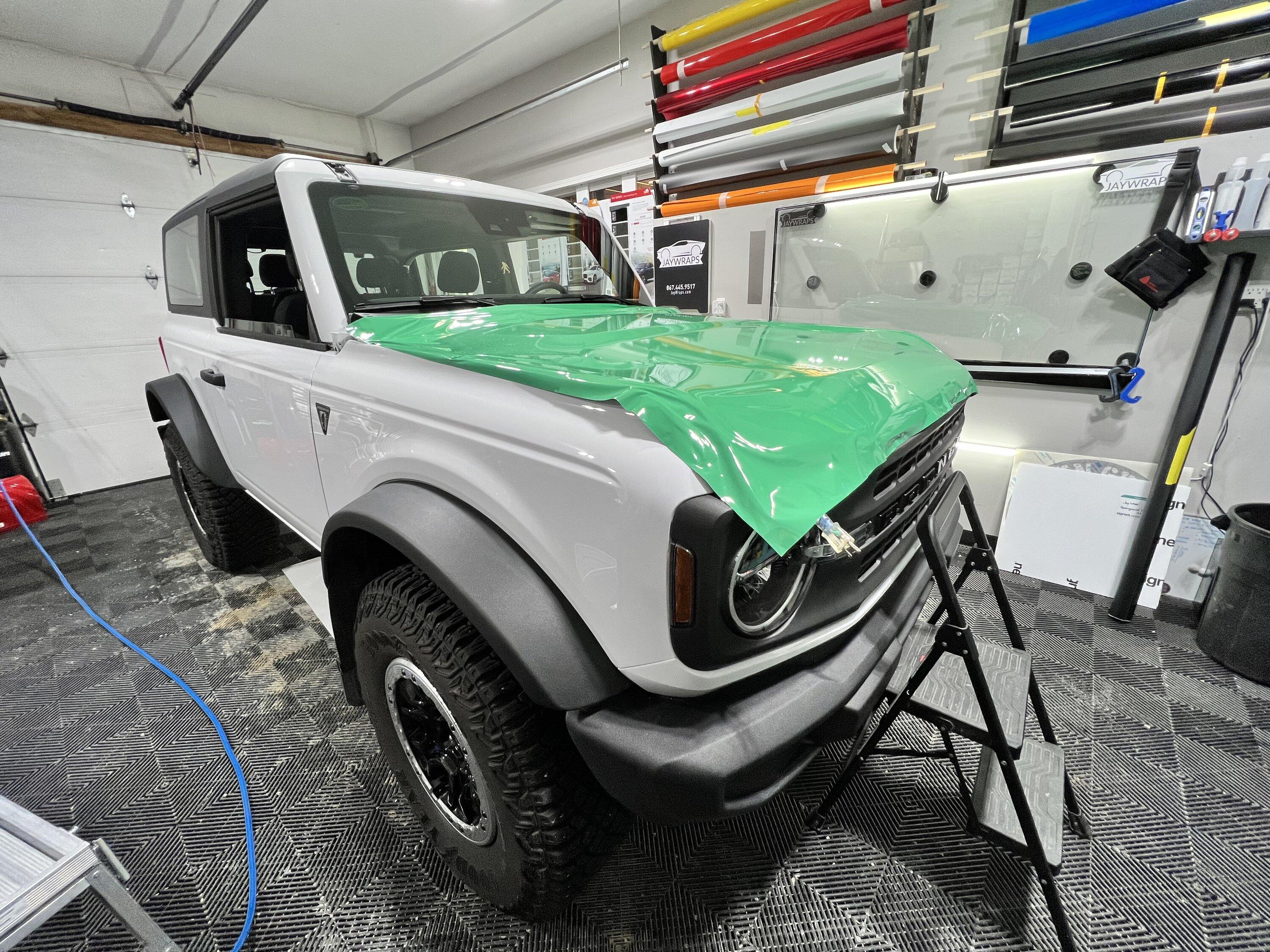 Ford Bronco Retro Look 2-Tone Basequatch w/ Buffalo Green Wrap 0228BBA7-1D60-4F7B-A6C4-02696047B0C8