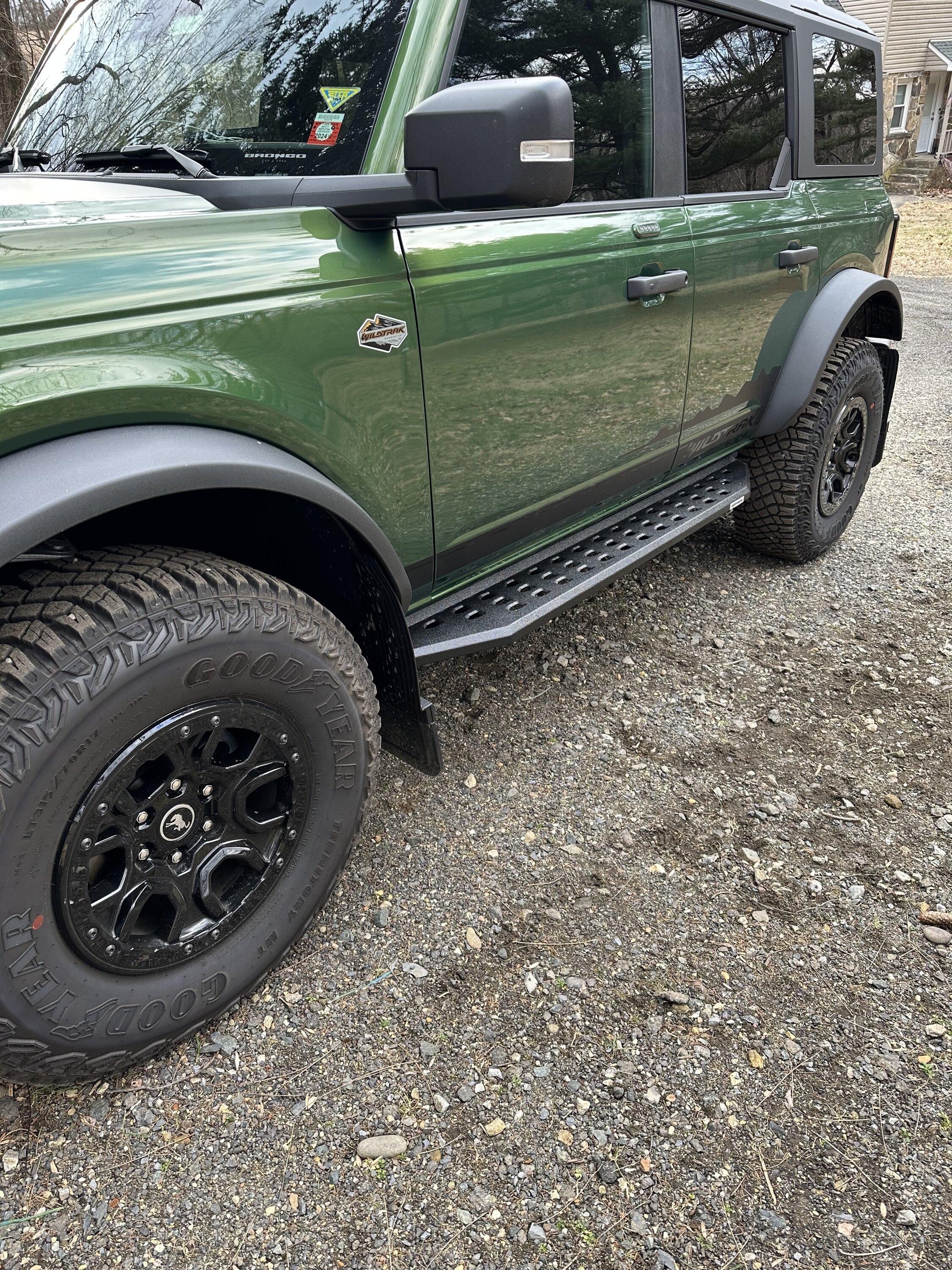 Ford Bronco Running Boards Steps Pics Needed 69E3B99B-AE16-458A-A4A1-3C65EE75EF8F