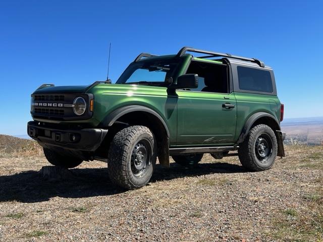 Ford Bronco ERUPTION GREEN Bronco Club DB459934-8335-4FC5-84C9-A1BC88314317