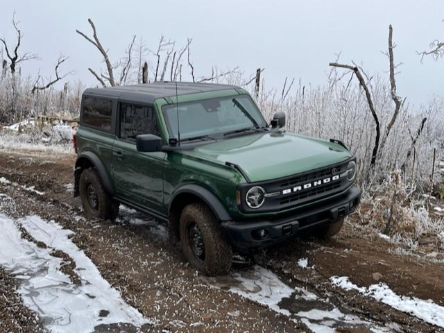 Ford Bronco ERUPTION GREEN Bronco Club 72A2BA11-2FF0-48A7-8851-3E01FE8E6E84