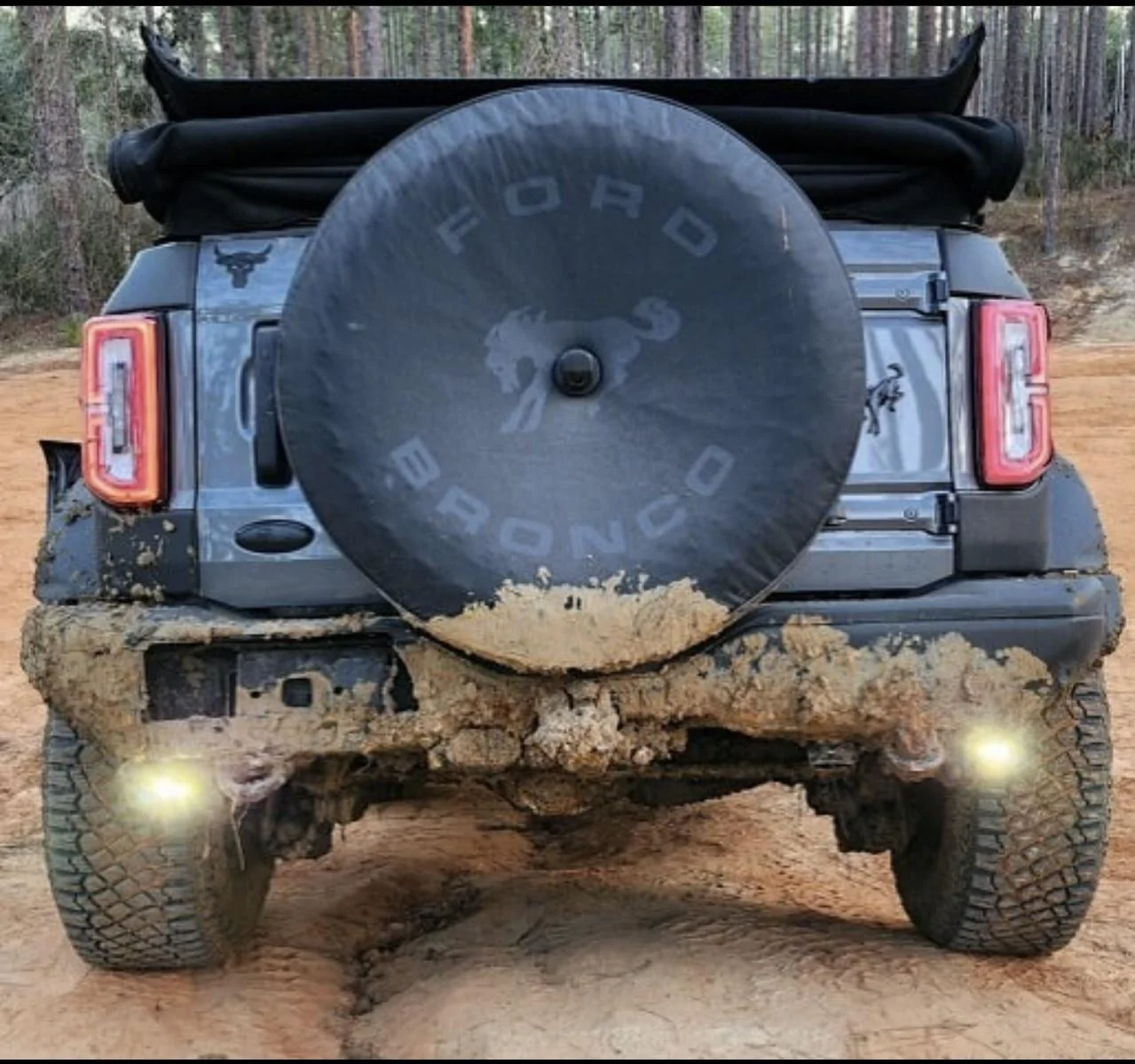 Ford Bronco Rear Recovery Light Mount IMG_1780