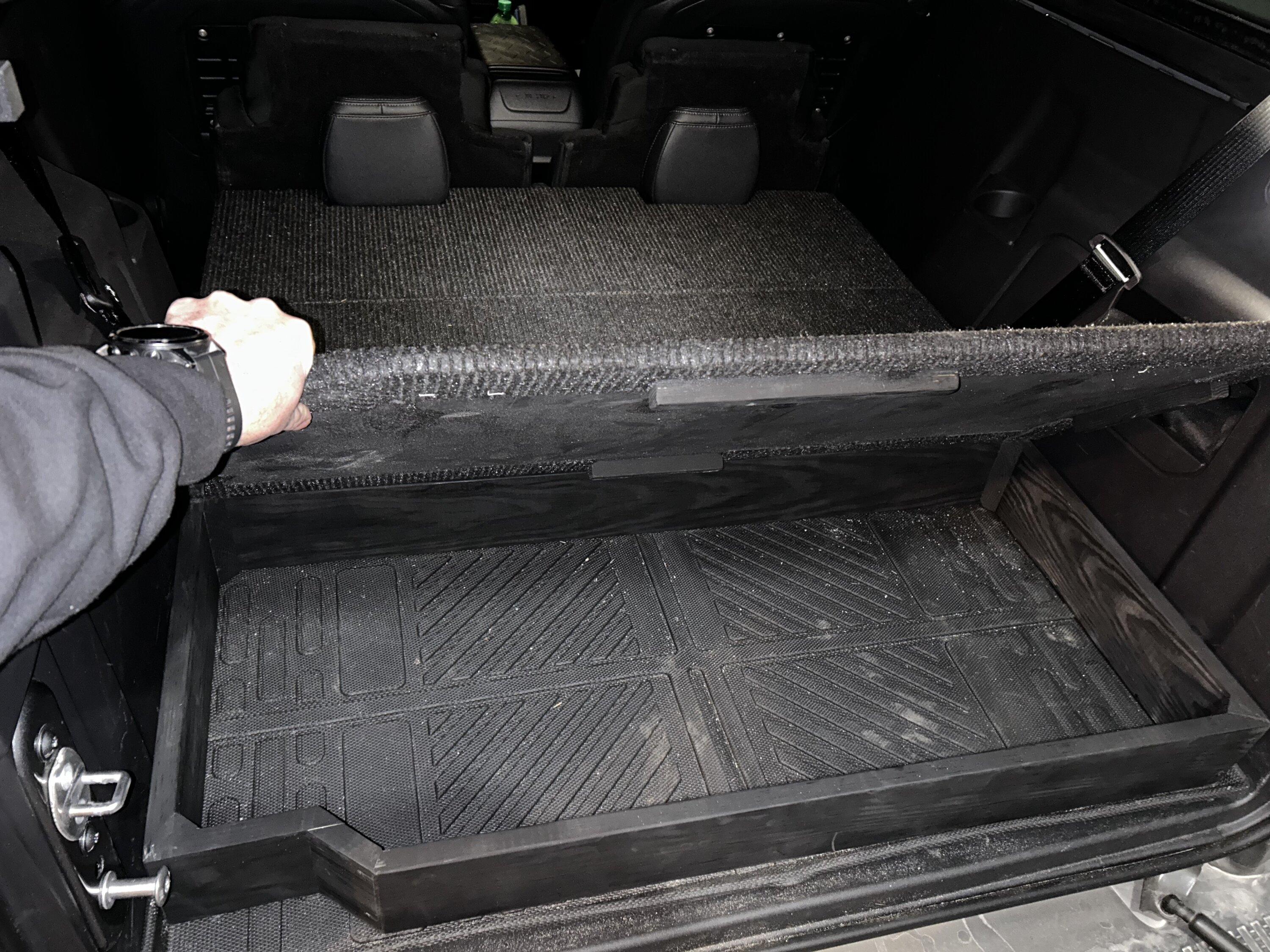 Ford Bronco Another custom 2-door rear cargo area level platform 85FC23BD-0D4F-455B-9063-1EF19DE2DC32