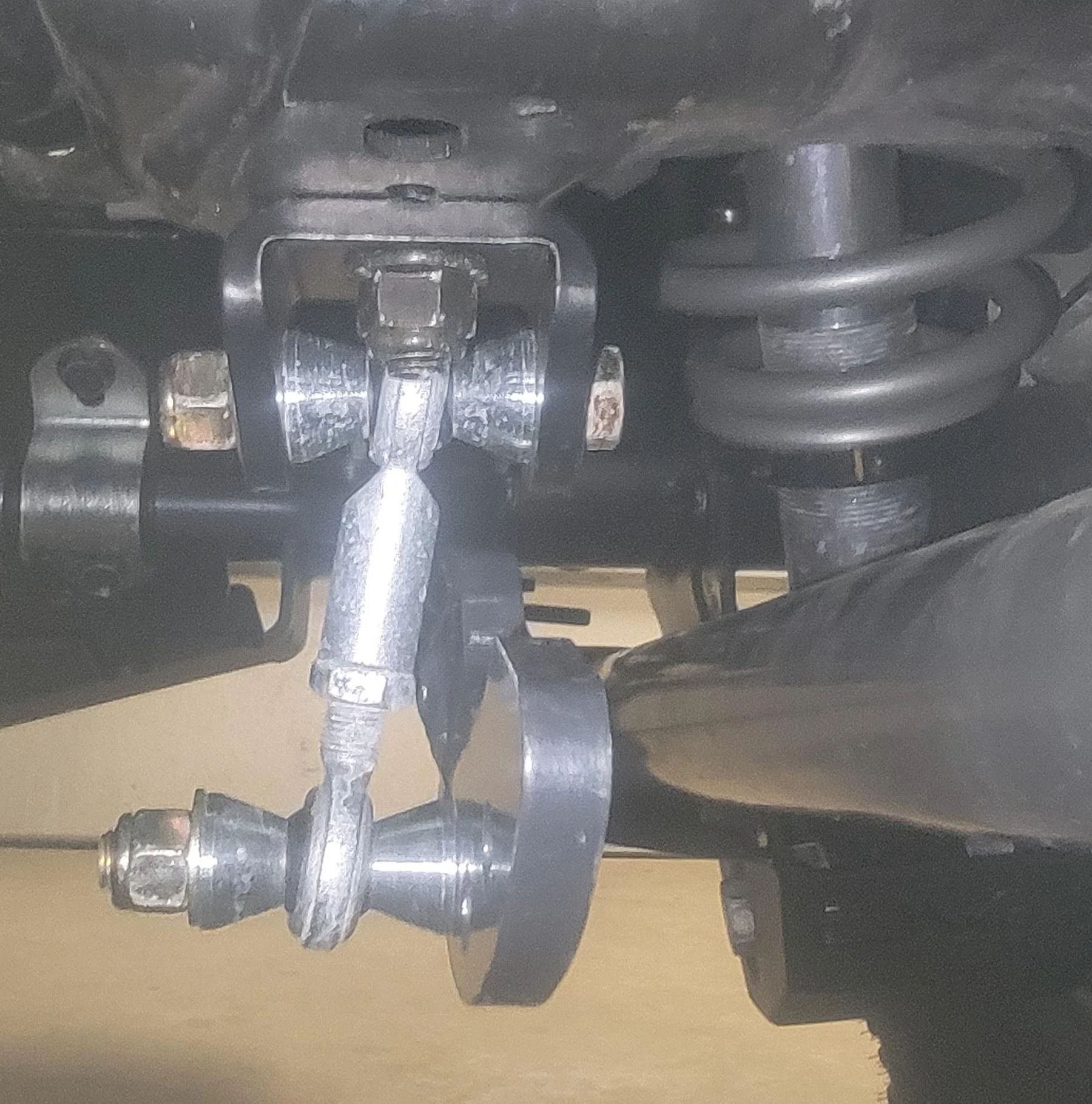 Ford Bronco Rear sway bar 20230226_213337