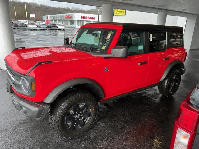 Ford Bronco RACE RED Bronco Club Bronco