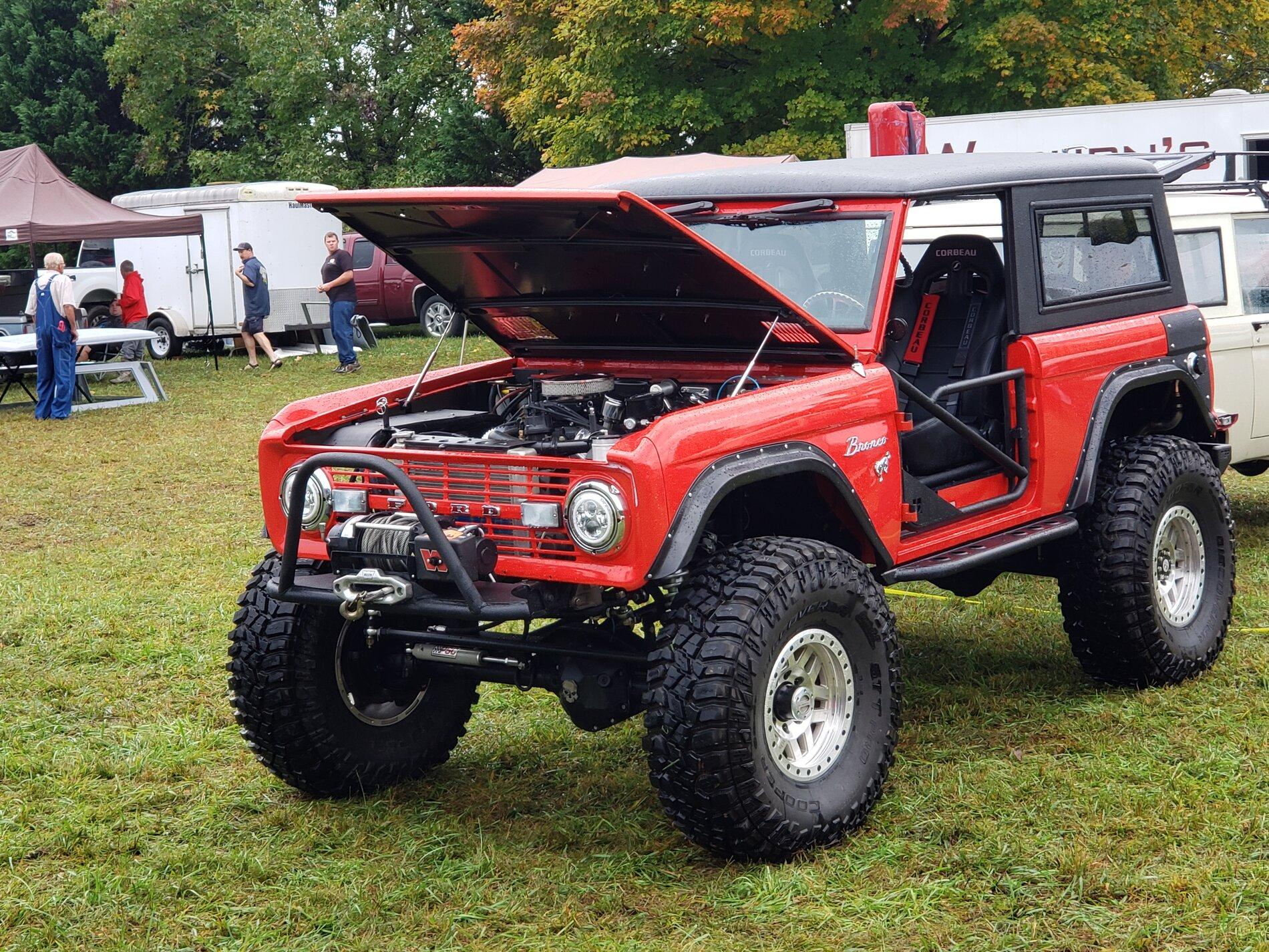 Ford Bronco My thoughts on 2 door at Super Cel 20201010_121803