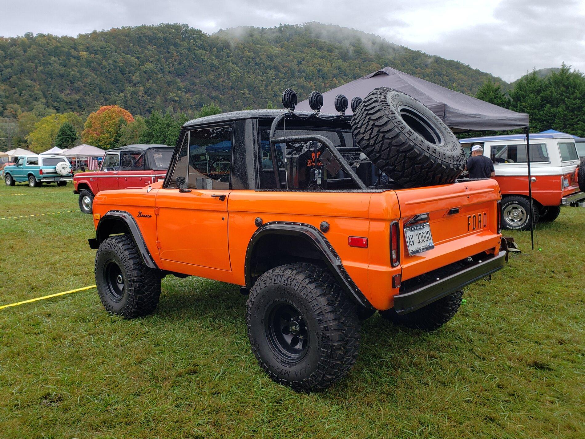 Ford Bronco My thoughts on 2 door at Super Cel 20201010_124342