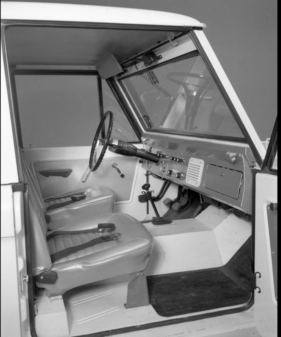 Ford Bronco NEW: B&M Precision Manual Sportshifter Screenshot_20230227_173945_Chrom