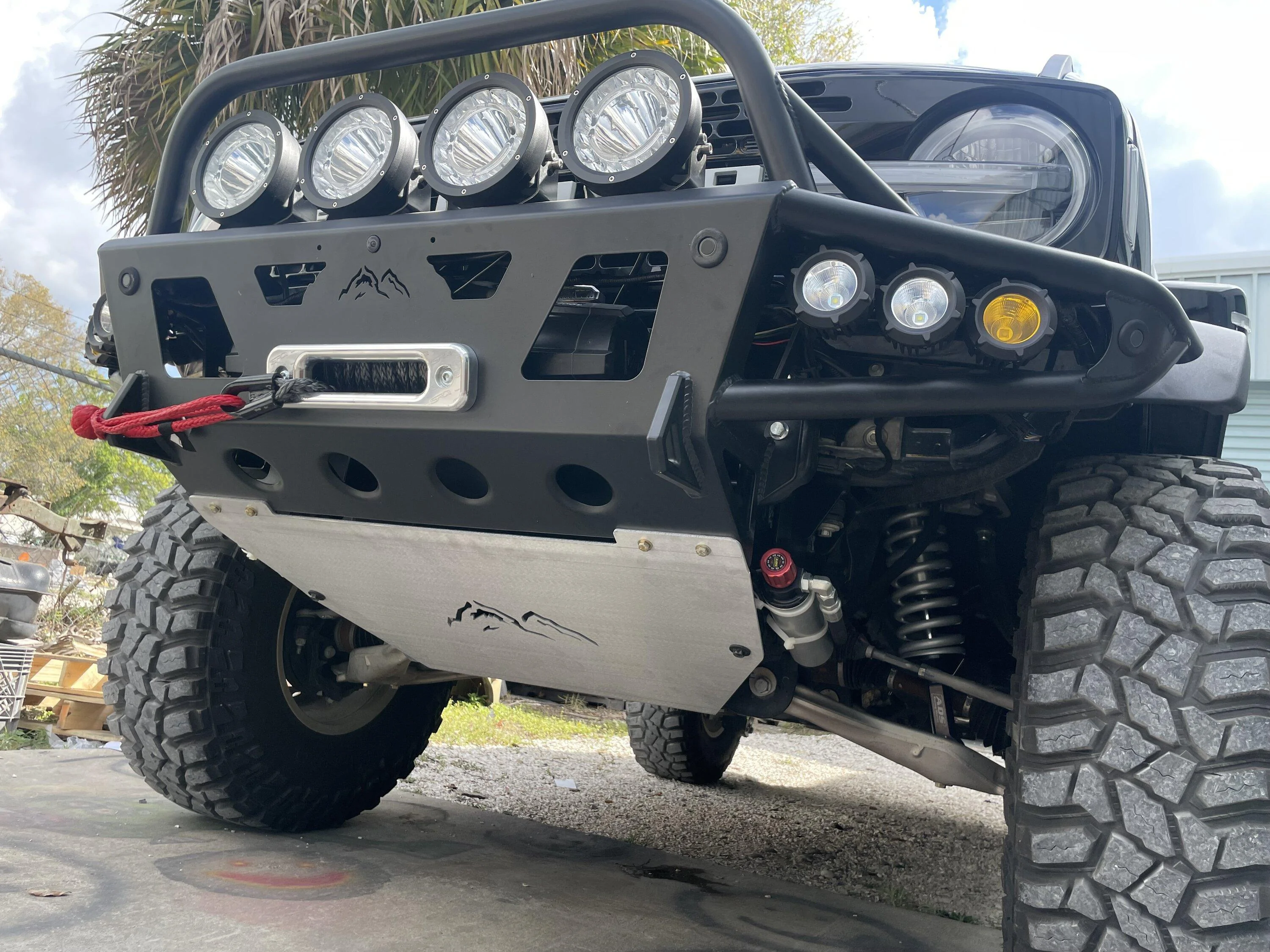 Ford Bronco SRQ Fabrications Front Hybrid Winch Bumper IMG_9831