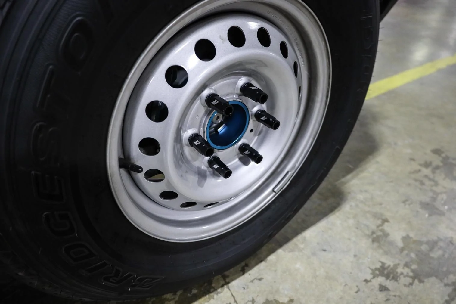 Ford Bronco We Want your Feedback! Lug Nuts MLG-15-27L_1