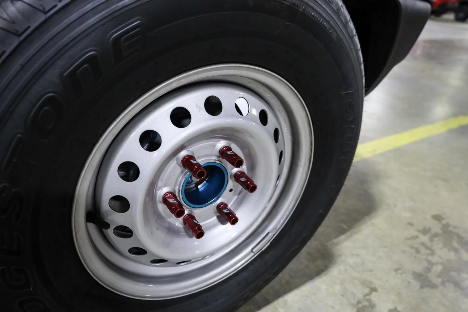 Ford Bronco We Want your Feedback! Lug Nuts MLG-15-27L_2
