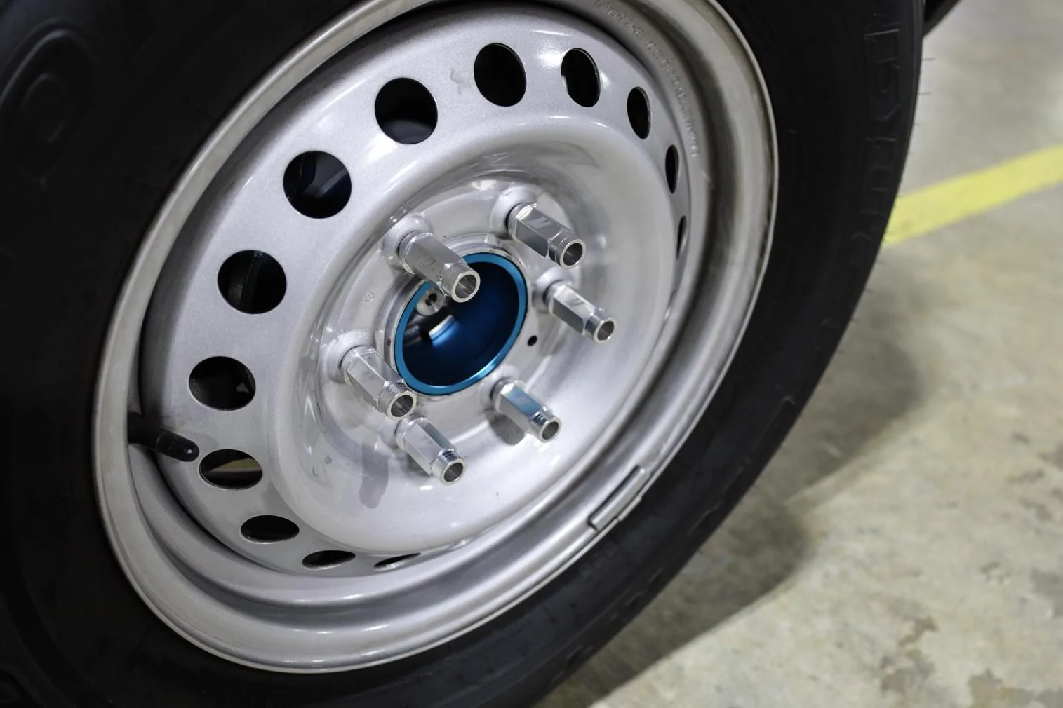 Ford Bronco We Want your Feedback! Lug Nuts MLG-15-27L_4