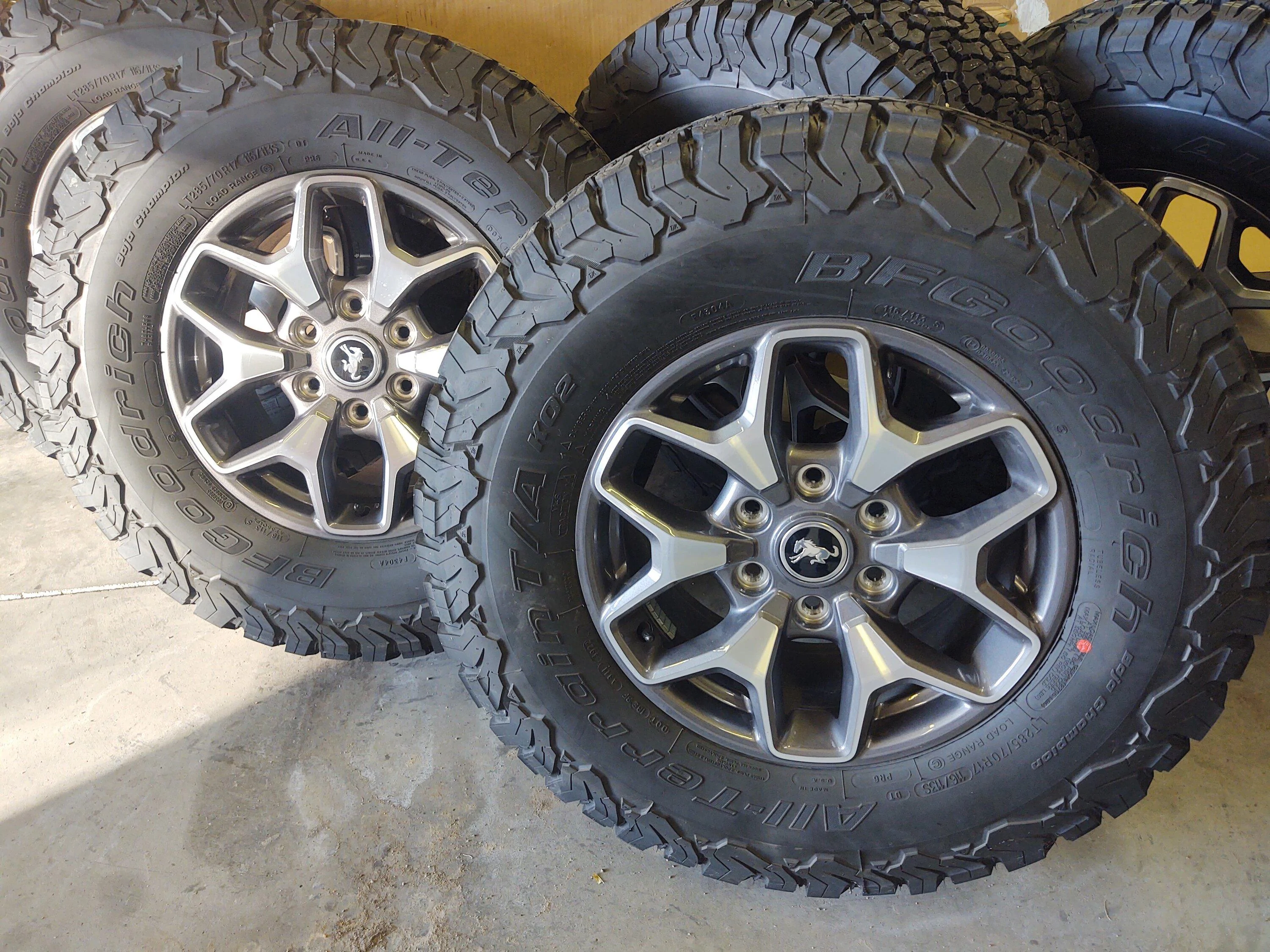 Nebraska - 2023 Badlands wheels and tires take offs (5) | Bronco6G ...