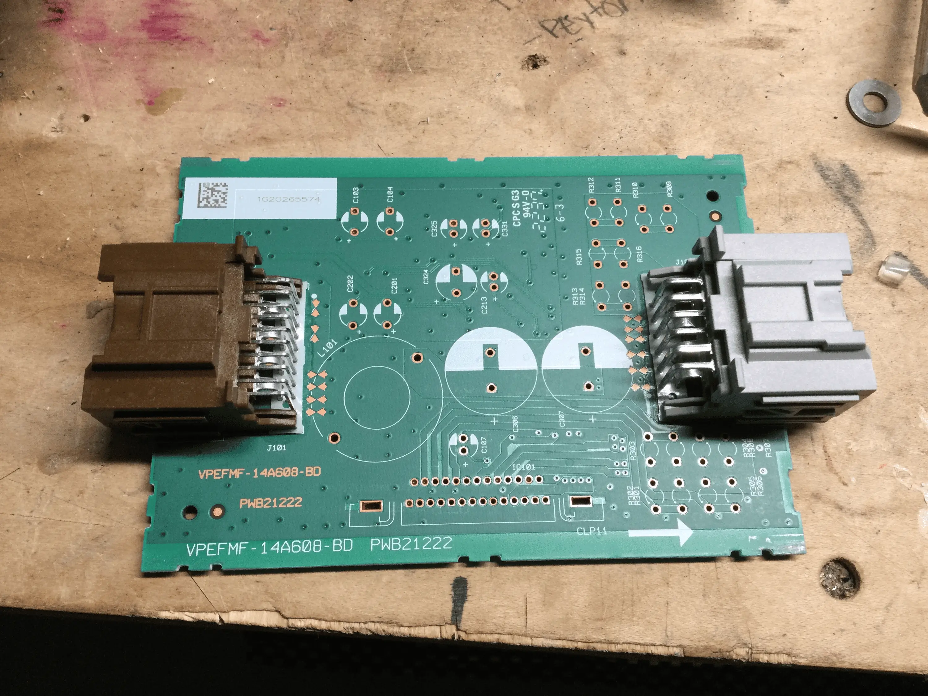 Ford Bronco 2023 2-Door Base FakeSquatch build 1677774964396