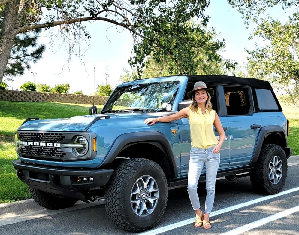 Ford Bronco Check 'em out!! 1668012362777