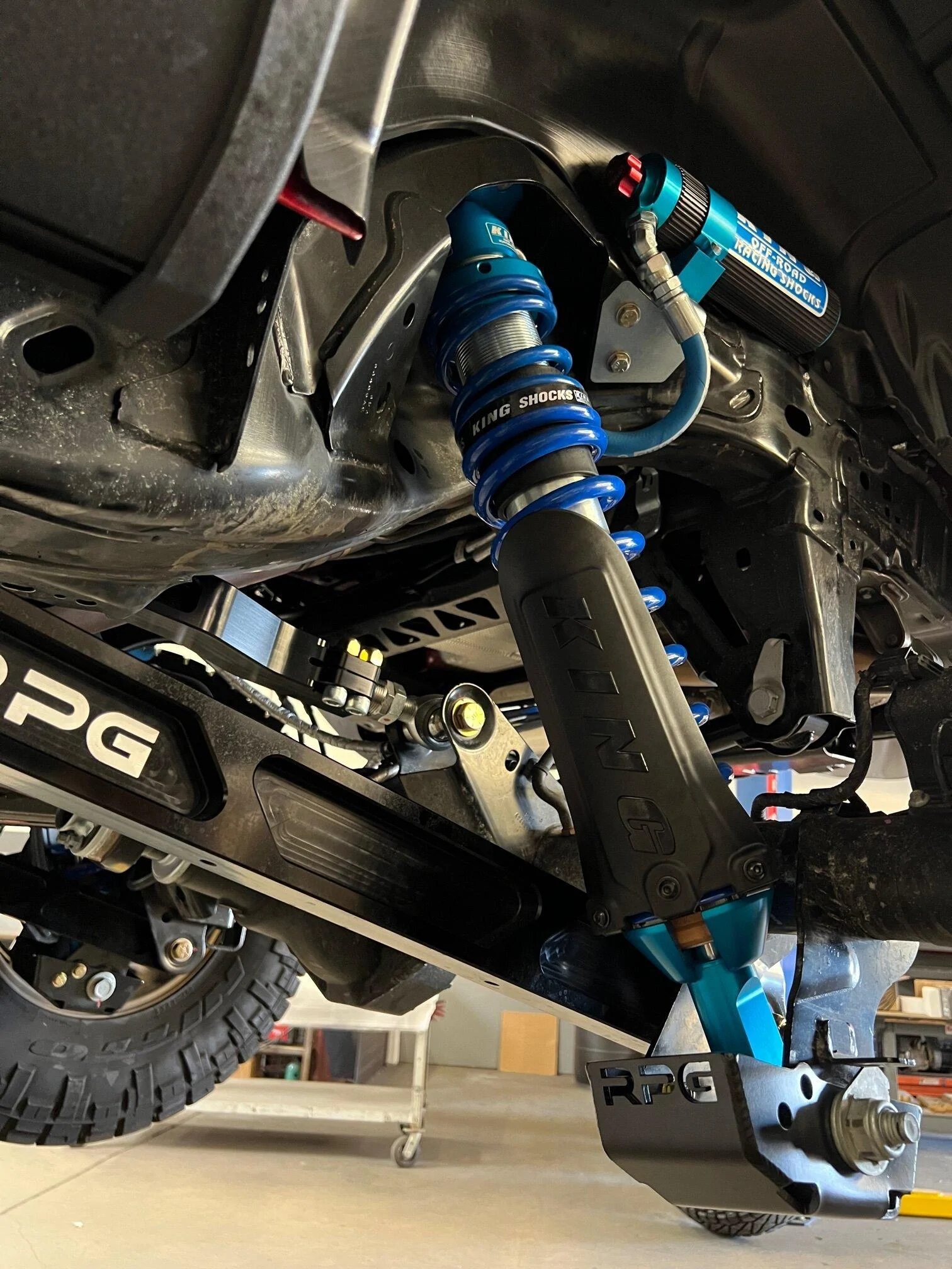 Ford Bronco Shock skids for King shocks? IMG_2535