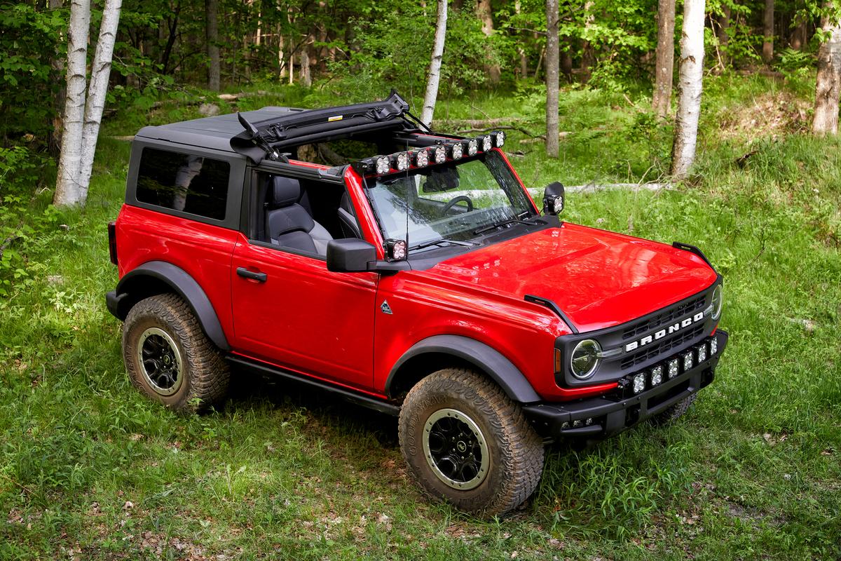 Ford Bronco Check 'em out!! _22A2320-1200x800-5b2df79
