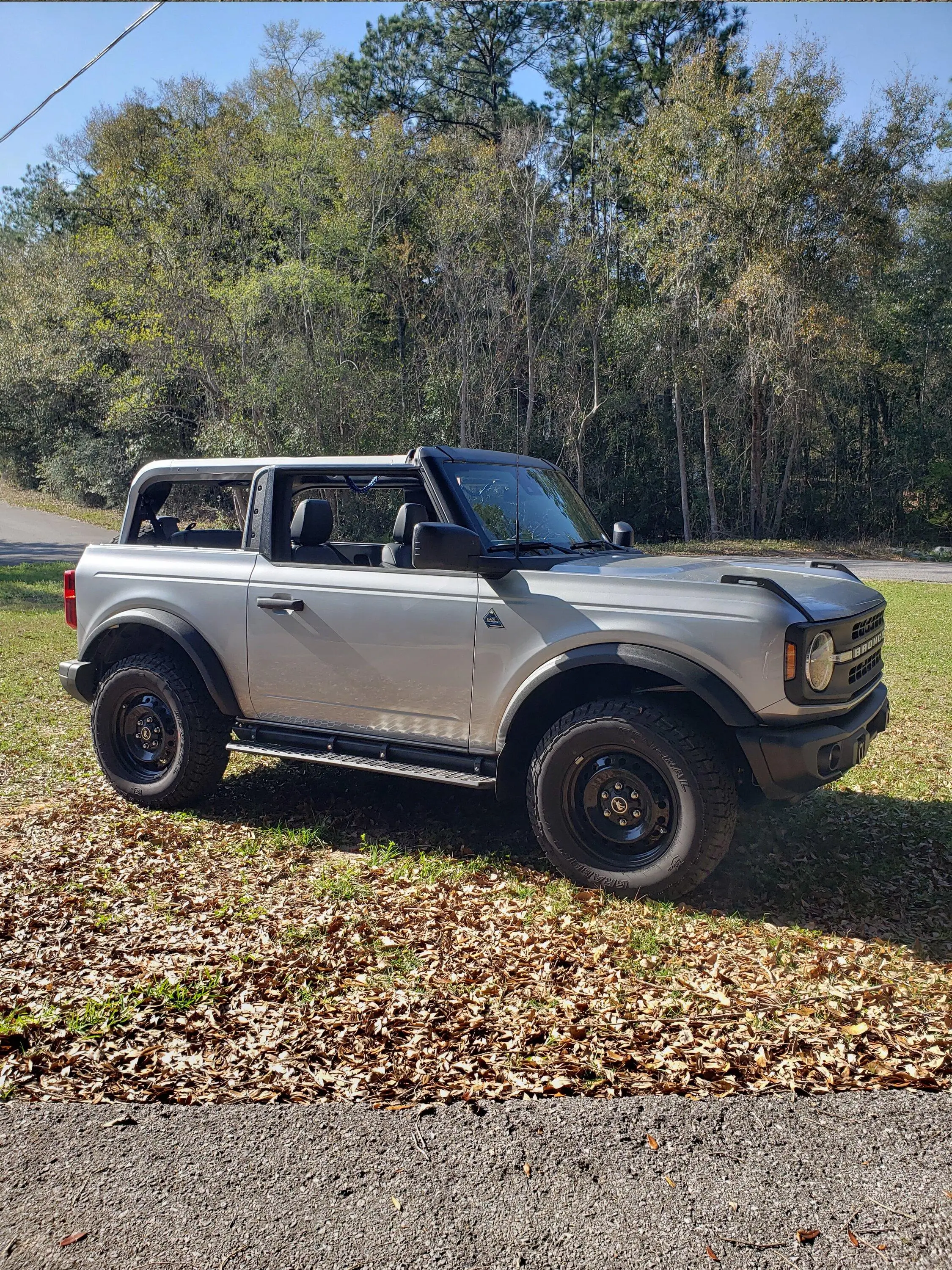 Ford Bronco ICONIC SILVER Bronco Club 20230226_143723