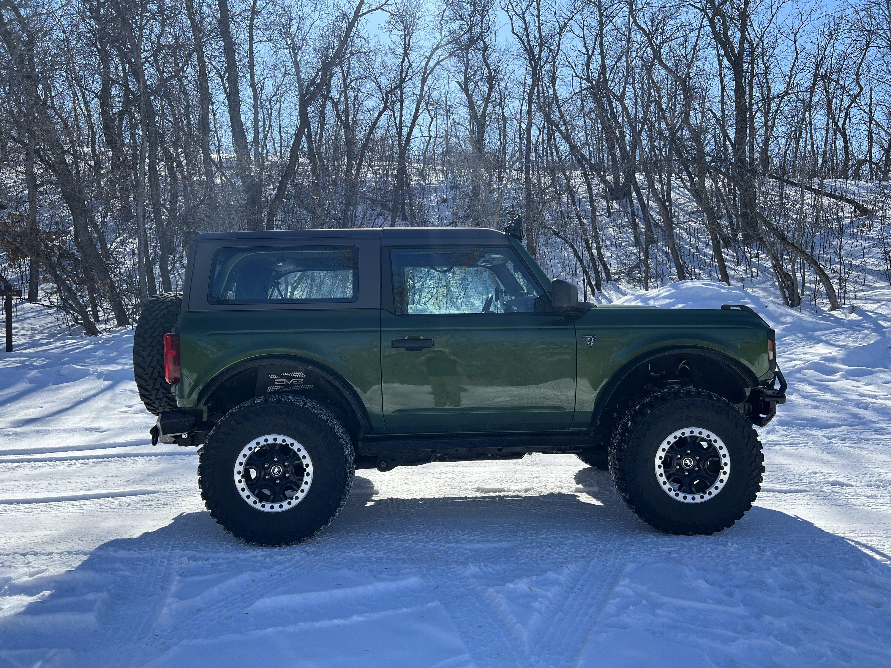 Ford Bronco Ford steel fender flares by Bushwacker (installed photos) + 37's, Eibach springs, 1" body lift 6ACDA633-D61B-406D-9D9D-60C385F8C5AC