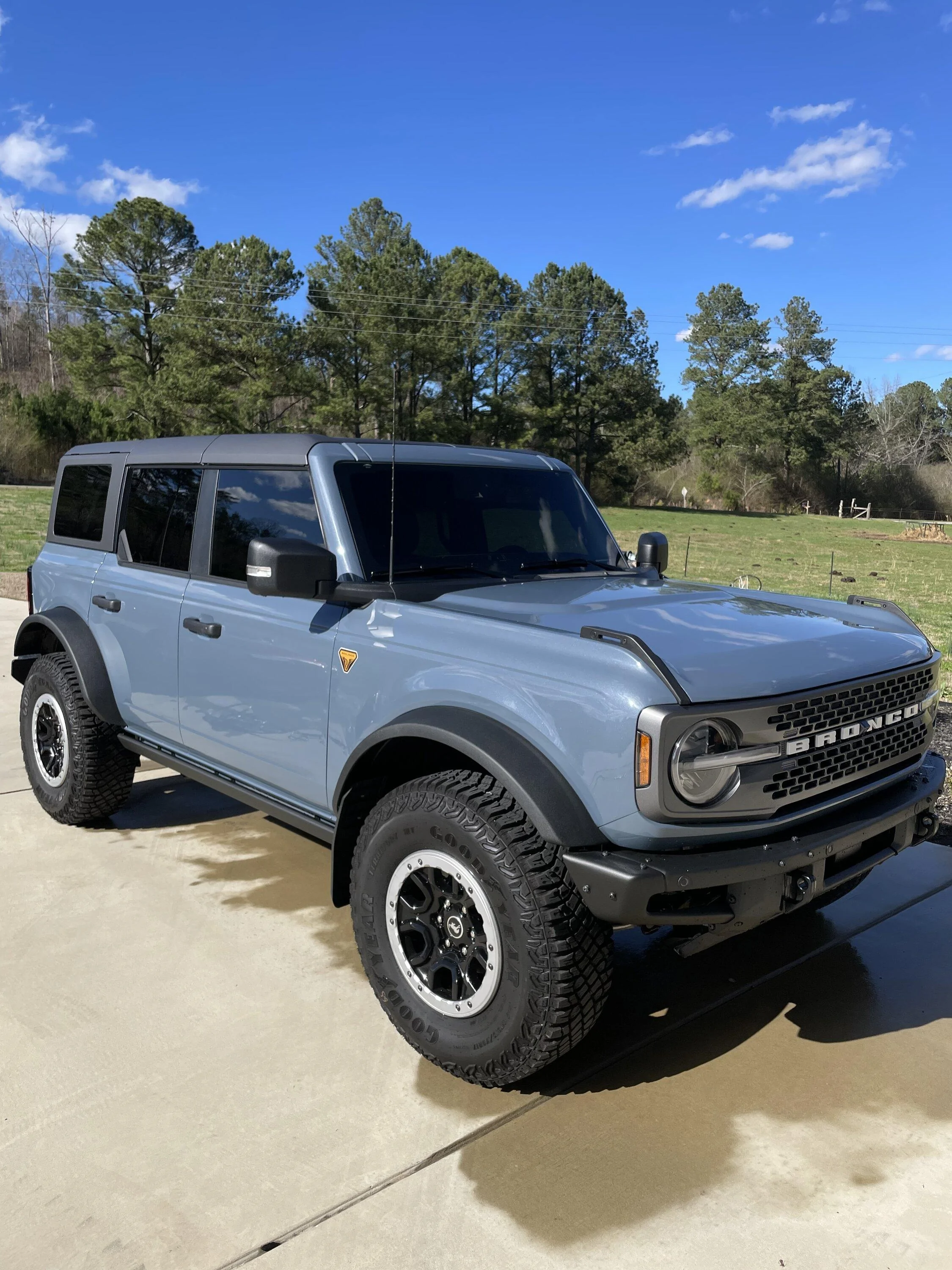 AZURE GRAY METALLIC Bronco Club | Page 20 | Bronco6G - 2021+ Ford ...