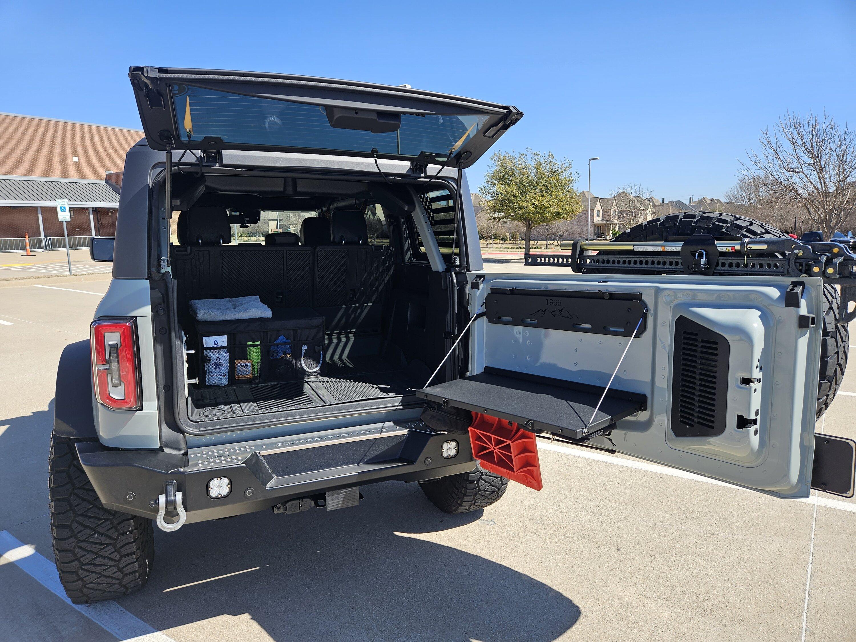 Ford Bronco Over a year of buying, accumulating, and planning, Squachd is done! Eight