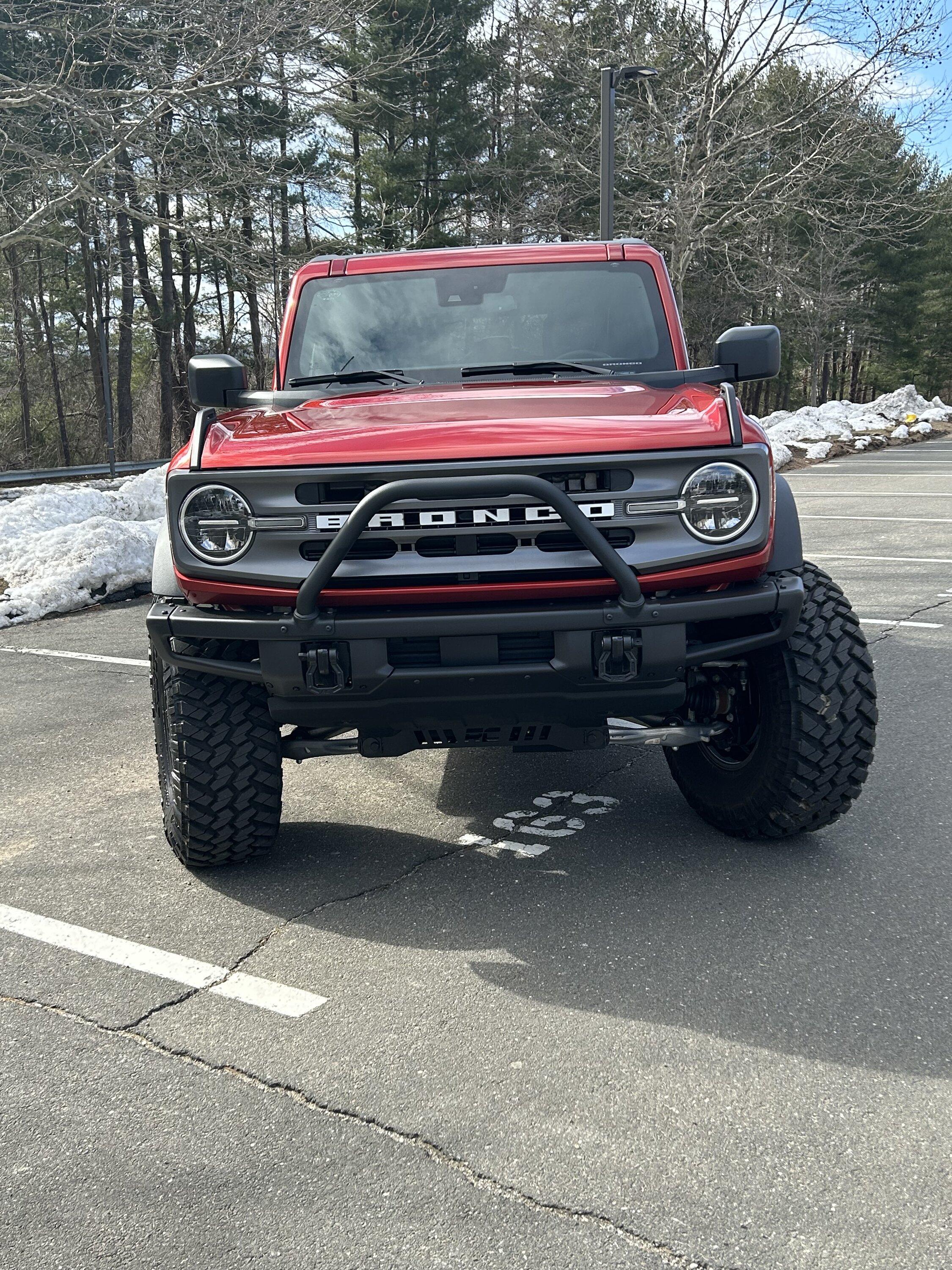 Ford Bronco HOT PEPPER RED Bronco Club BCF97B91-BE46-47B4-94E3-9009A4E94E52