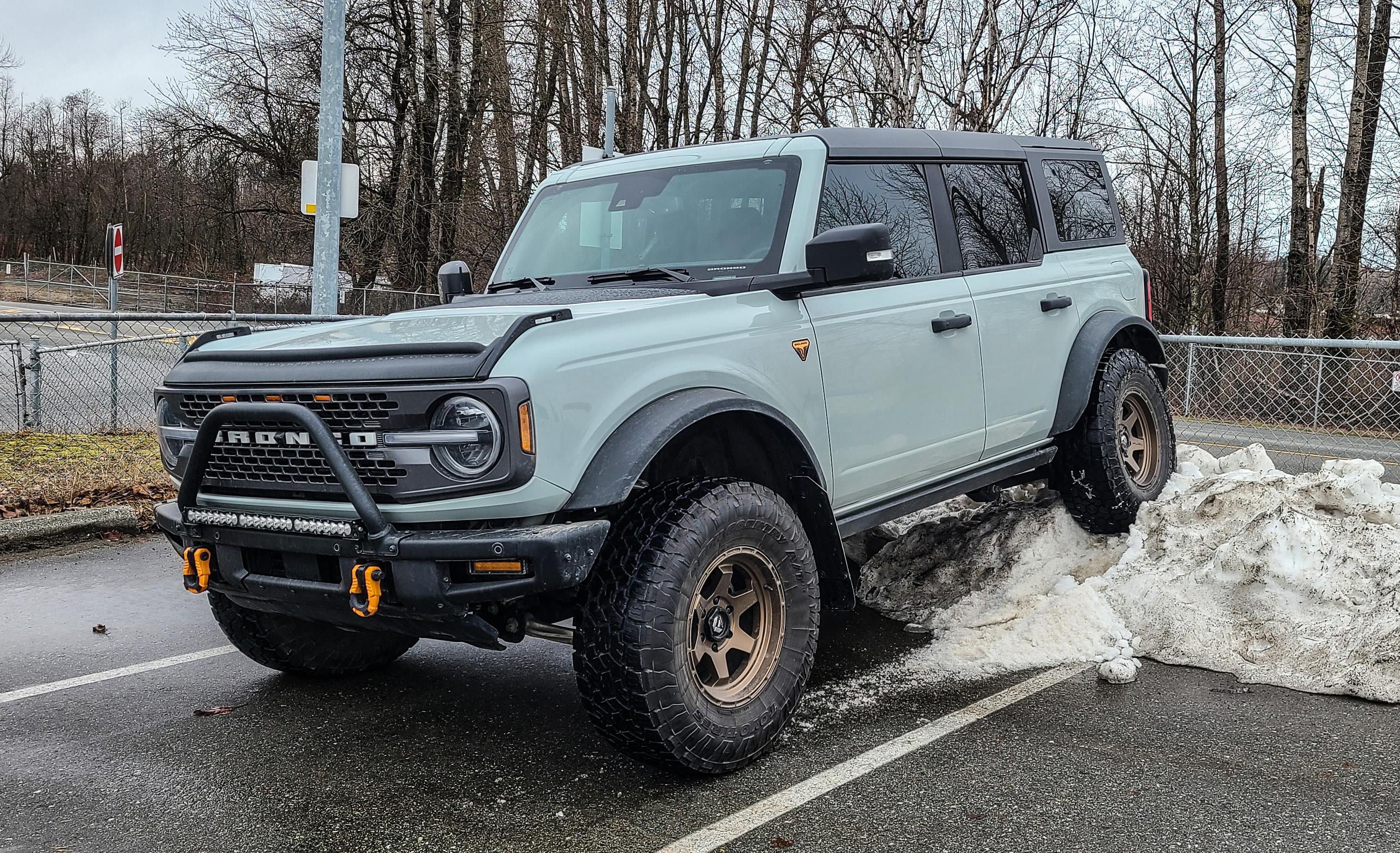 Ford Bronco What did you do TO / WITH your Bronco today? 👨🏻‍🔧🧰🚿🛠 PSX_20230304_154903