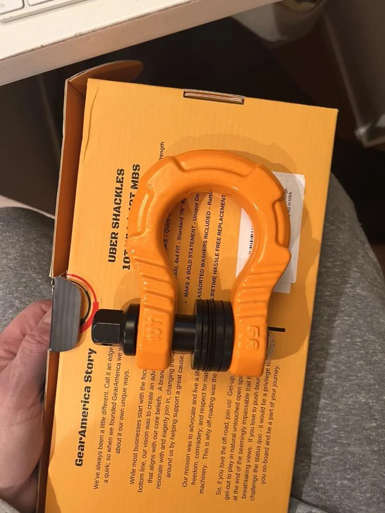 Ford Bronco What colour Shackles? 1678115649406