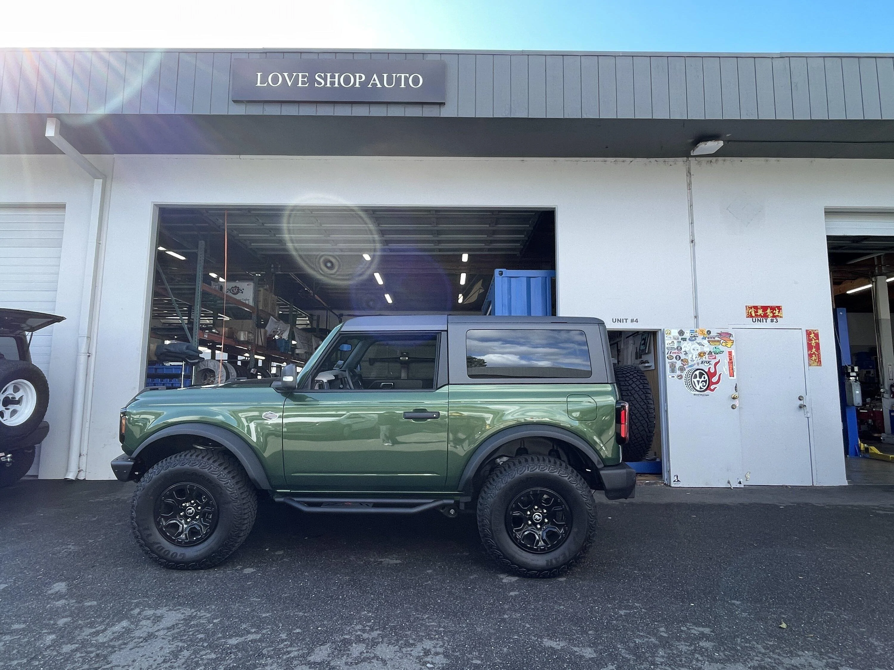 Ford Bronco Love Shop Auto Bronco Stable IMG_3888