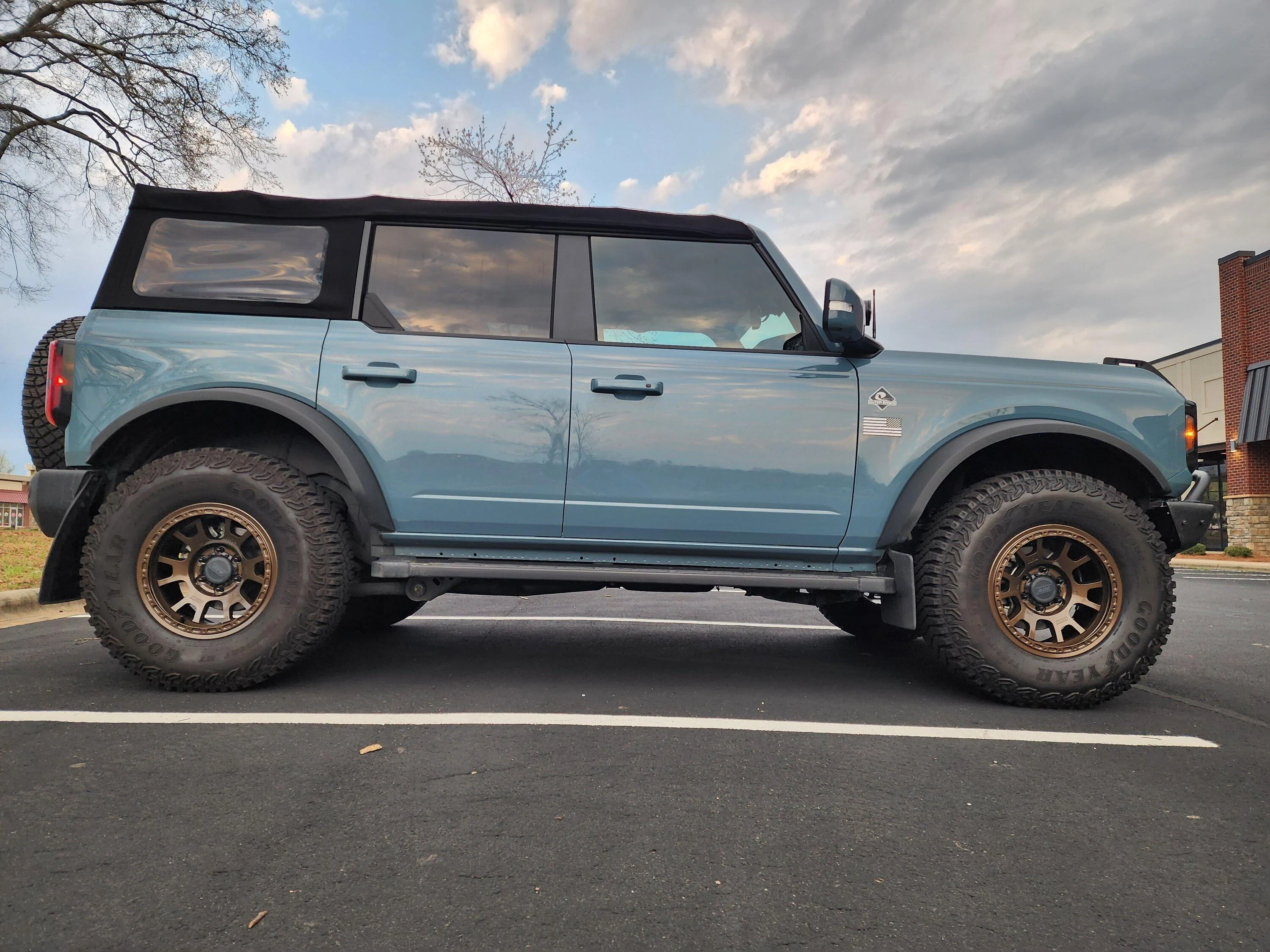 Ford Bronco Show us your installed wheel / tire upgrades here! (Pics) 20230303_174551