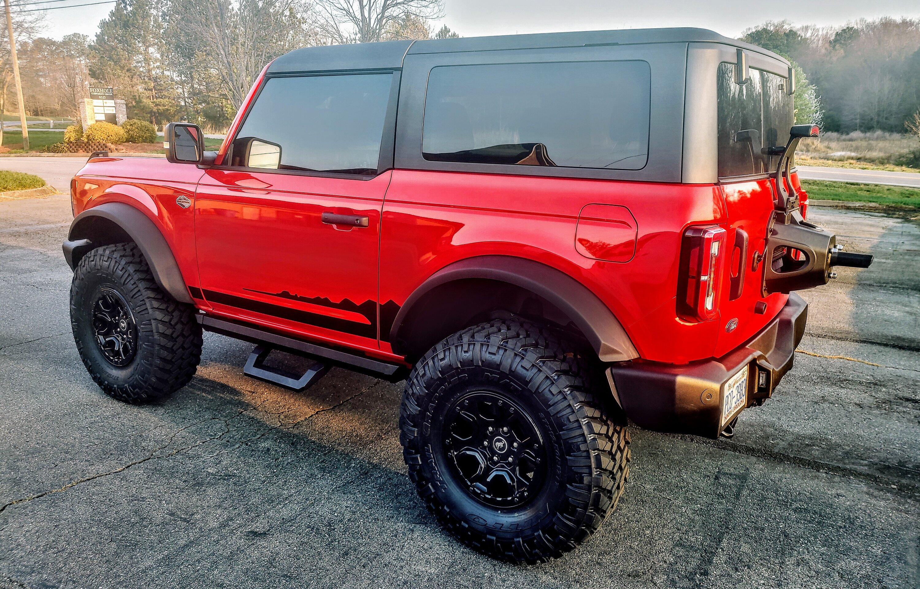 Ford Bronco Bronco Team 2 door. 0307230709a_HDR~2