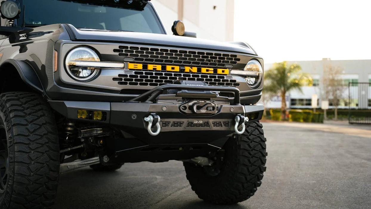 Ford Bronco DV8 Offroad | Spec Series Front Bumper Bronco-Spec-Series-Front-Bumper-low-angle_1245x700