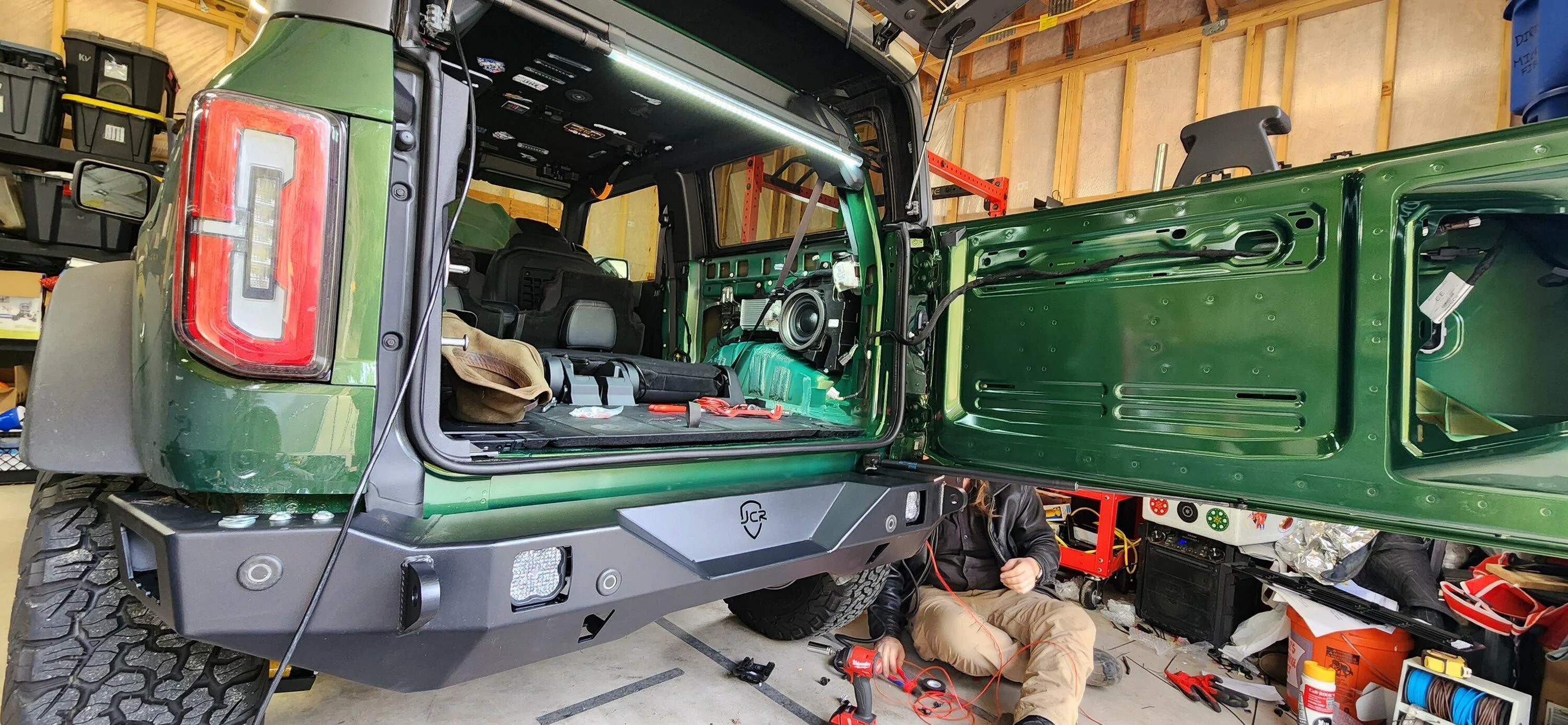 Ford Bronco ERUPTION GREEN Bronco Club 20230305_130358