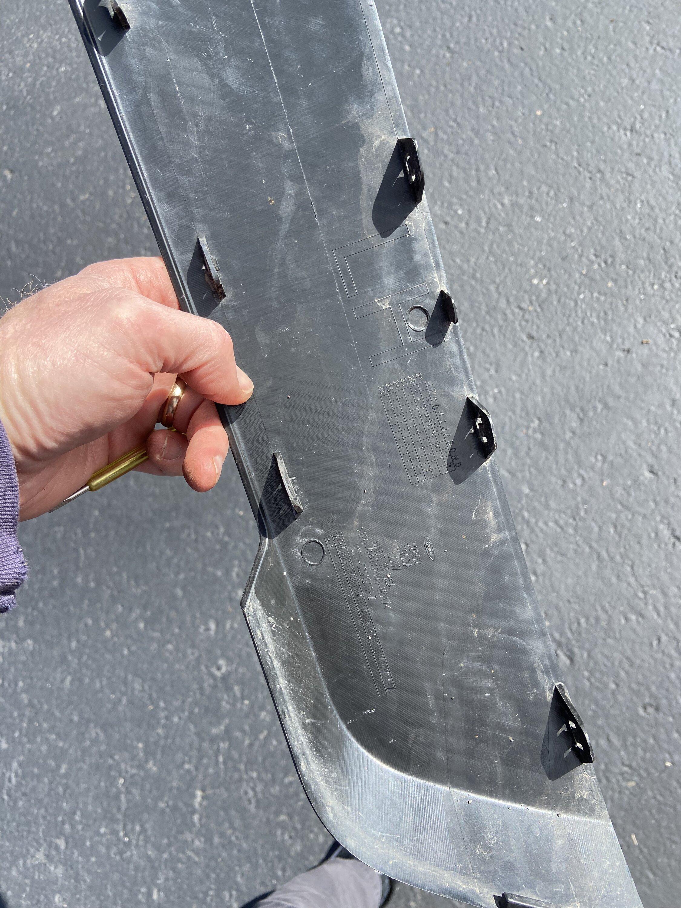 Ford Bronco Rear fender insert replacement. 9D742CB6-D378-4C15-983C-CC5FDD4F0418