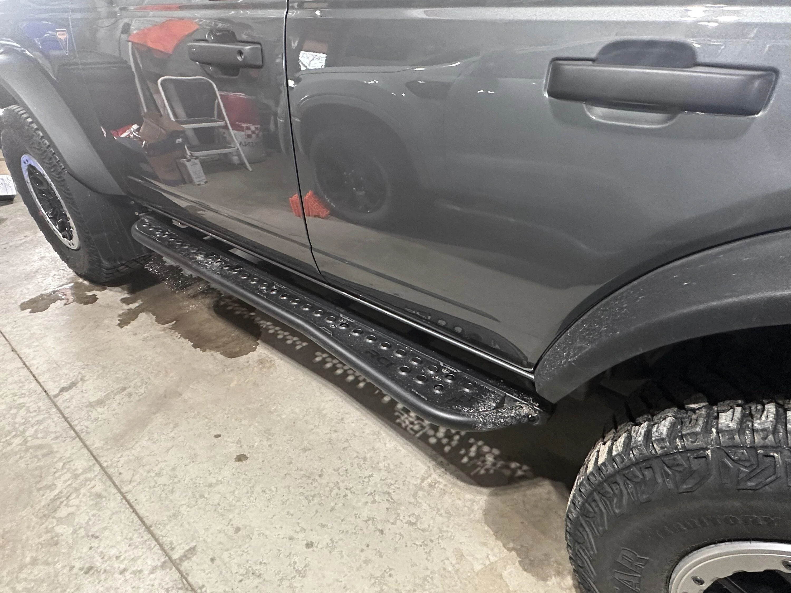 Ford Bronco Feedback on RCI vs Metal Tech 4x4 Rock Sliders 05F94616-14DE-40BE-B014-110BBFD7D1C0
