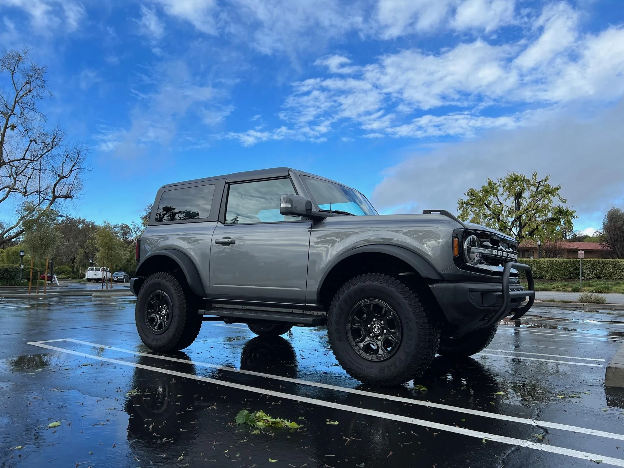 Ford Bronco Removing and reinstalling wheel rings without issues. Unknown-6