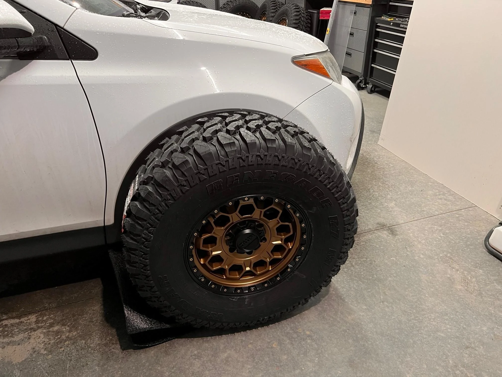 Ford Bronco Beer Budget Bronco......begins! Wheels 1