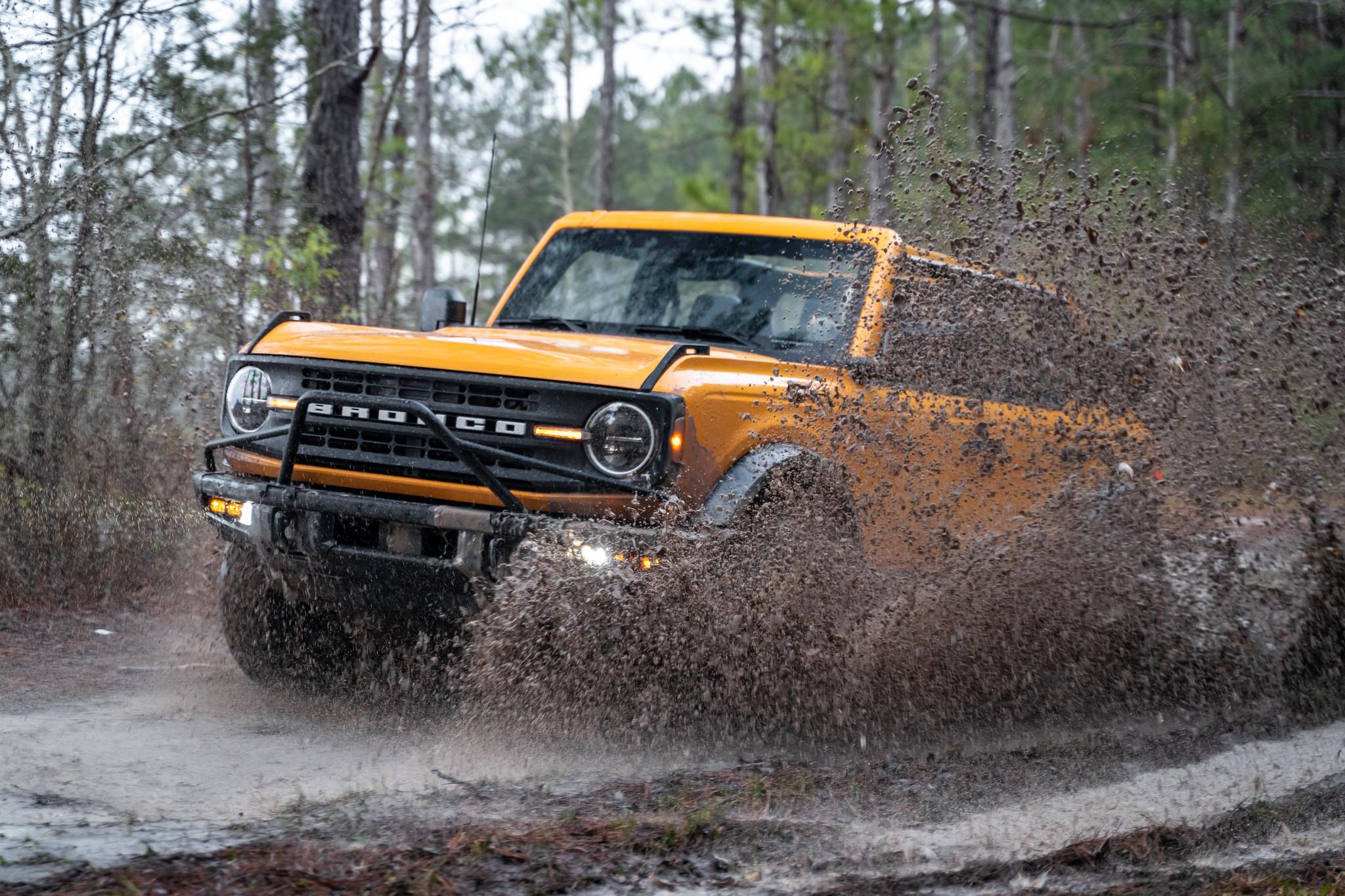 Ford Bronco Cyber Orange '22 On The Trail [Video/Pics] 52707568868_afb143f1cc_k