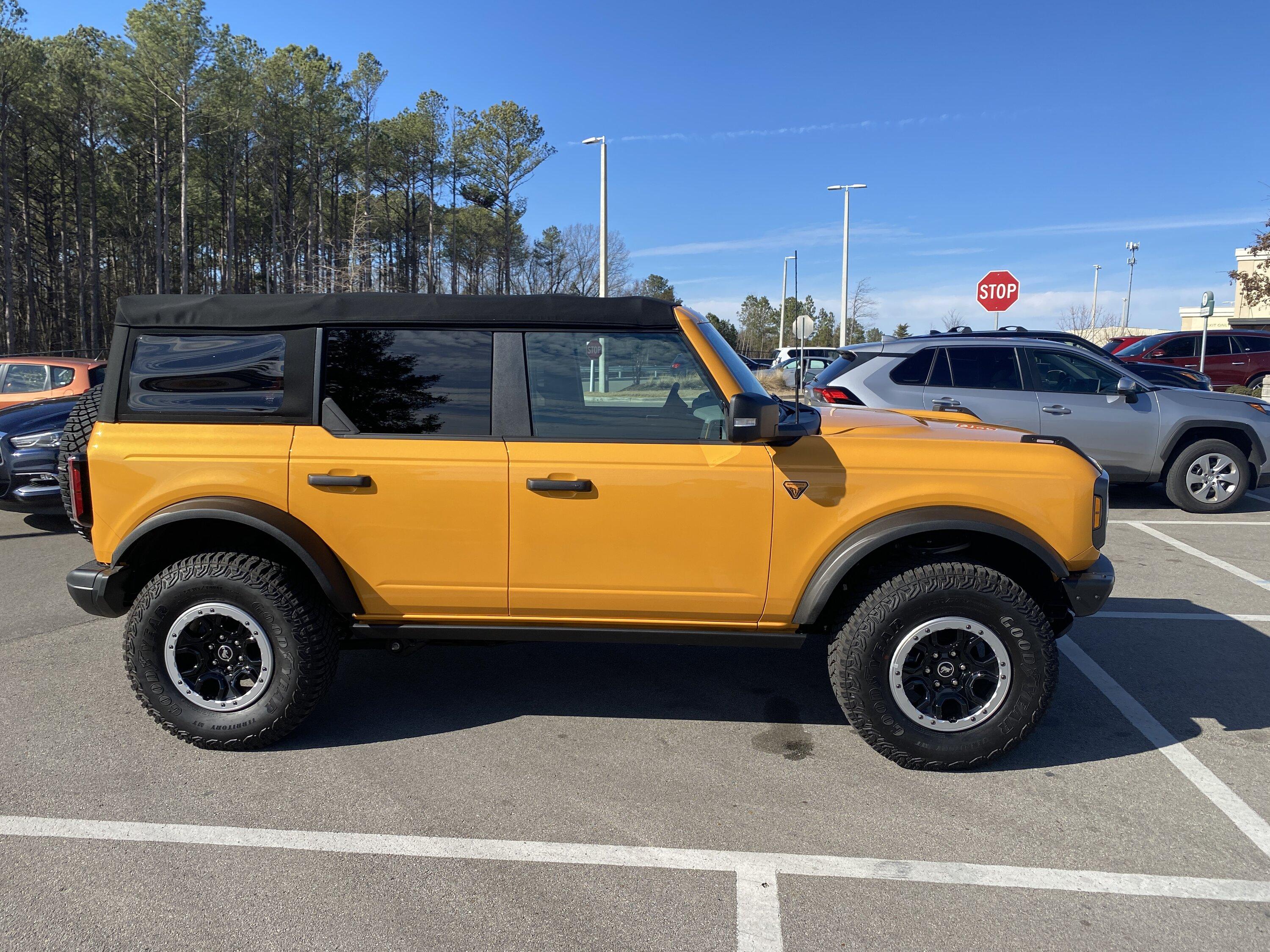 Ford Bronco Flush/Level slide steps suggestions for 4-Door Badlands Squatch? IMG_3164.JPG