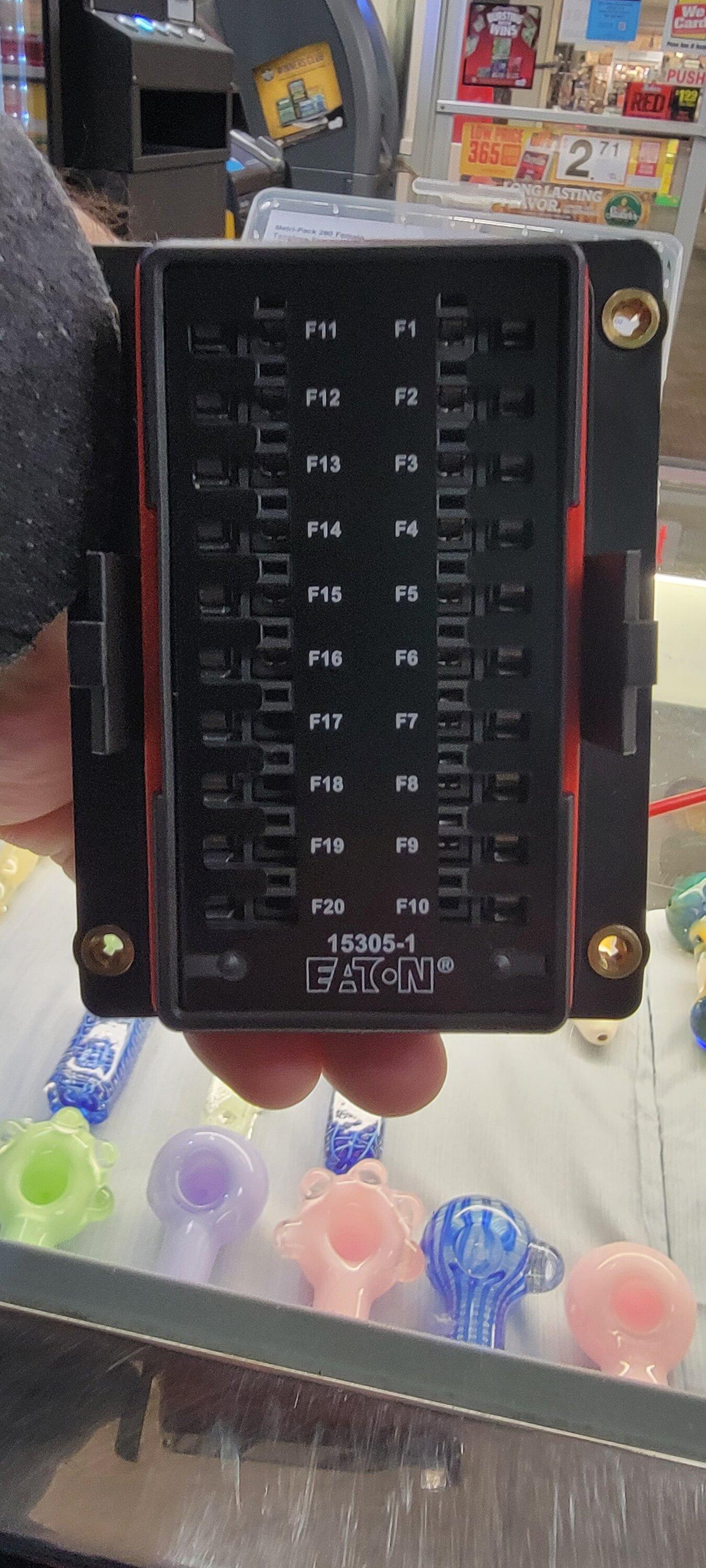 Ford Bronco Project: 100% waterproof fuse box for my off-road lights a0b91ecd-afca-4574-b662-ba0df6349ac6
