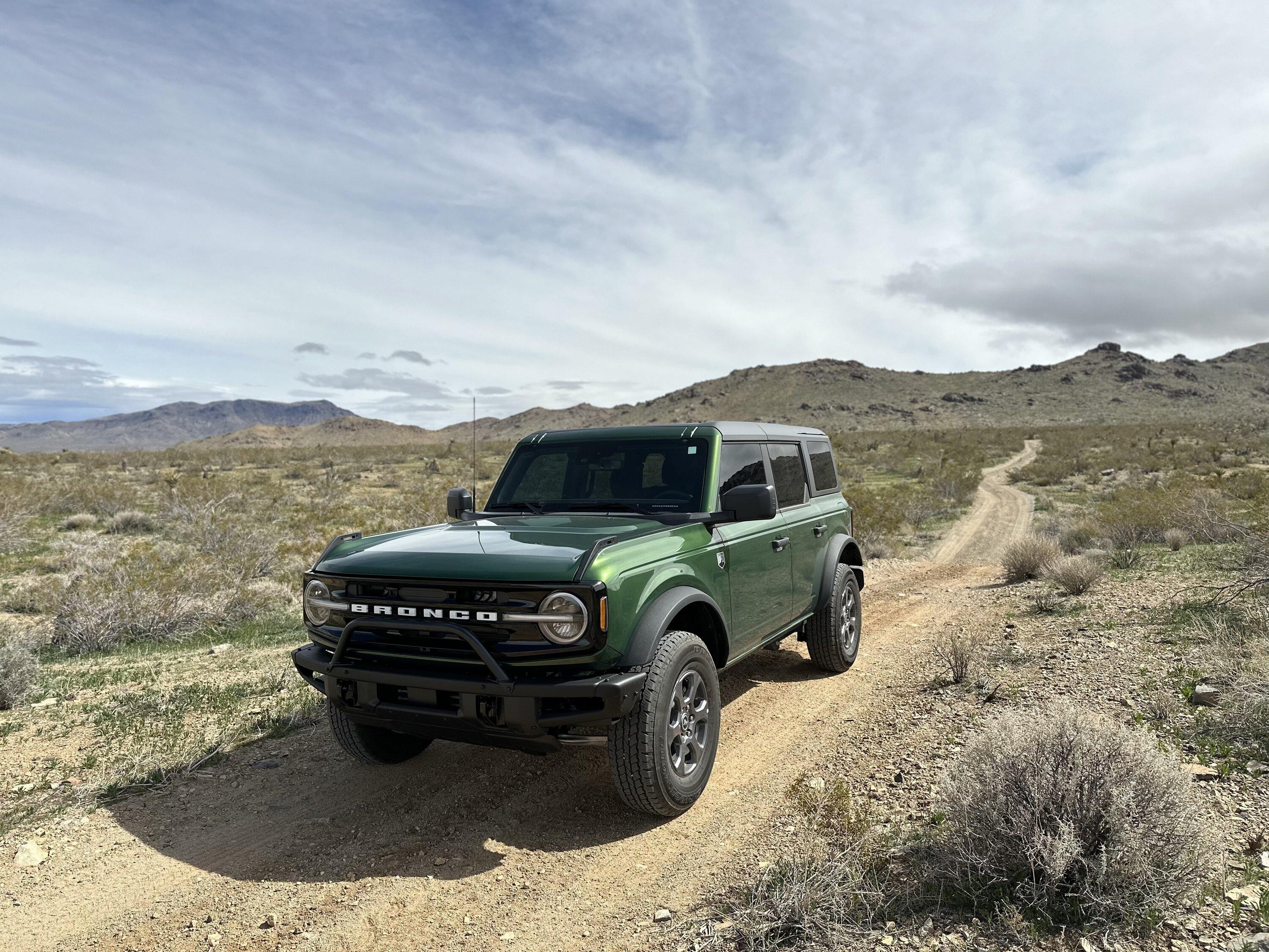 Ford Bronco ERUPTION GREEN Bronco Club 8228C3CC-4AF2-4677-B7D4-D8CAC94B4C41