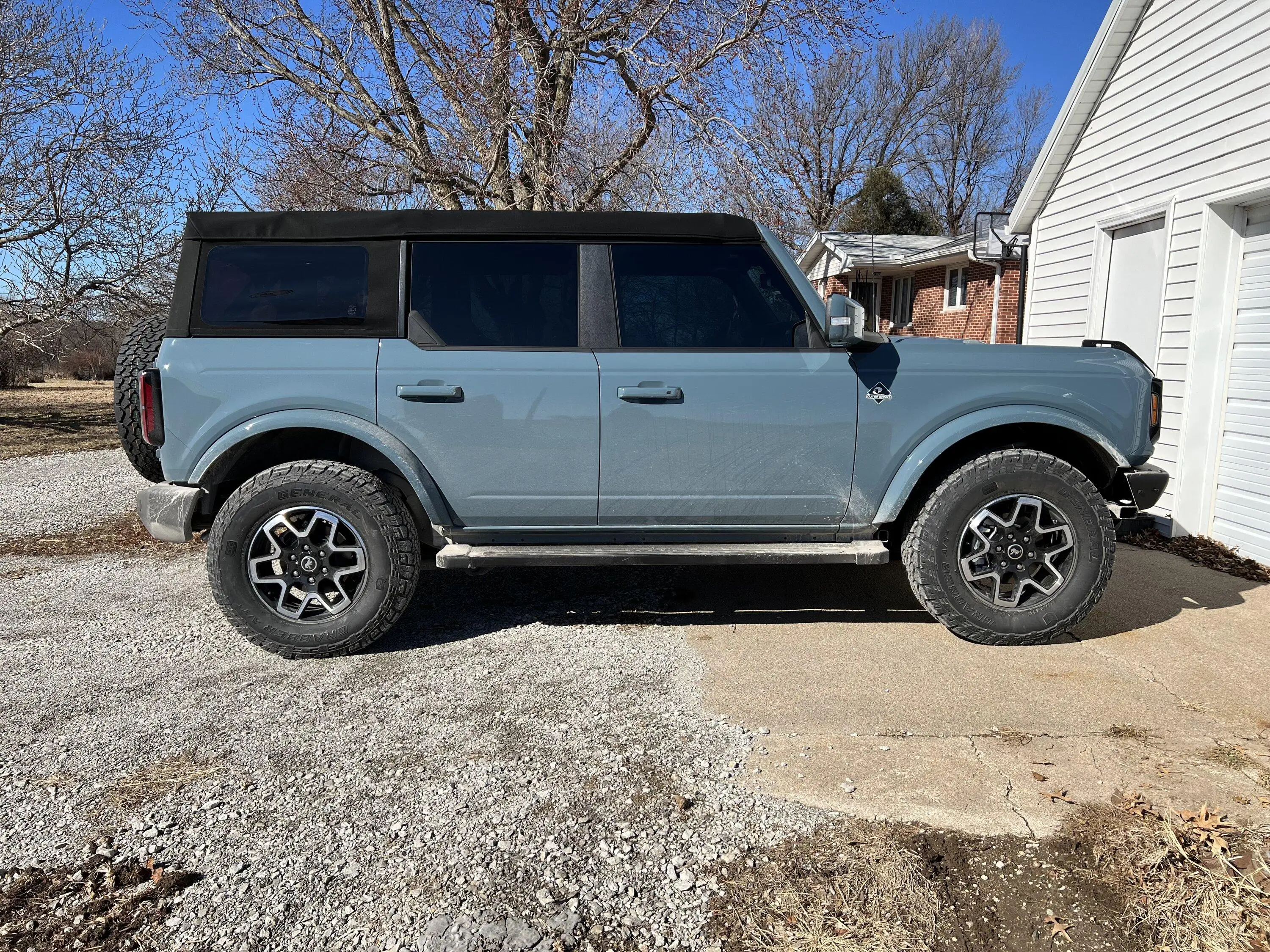 Ford Bronco Outer Banks wheel help A57BEEF2-954A-47D0-A2D5-ED42C9545520