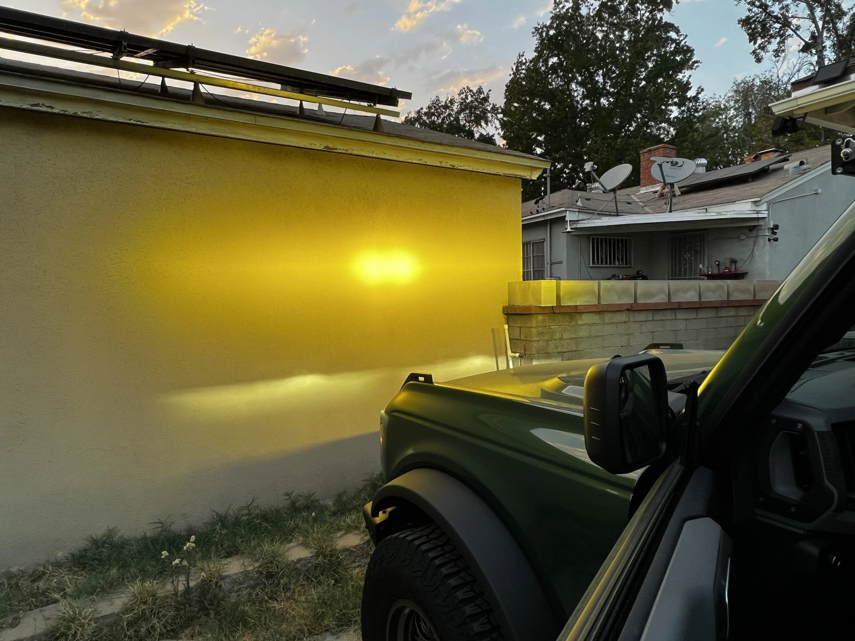 Ford Bronco Best total light setups you guys have seen? B00A9BBE-7CD6-4835-A2CA-25195A16D92C