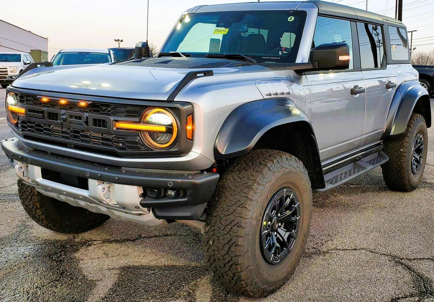 Ford Bronco ICONIC SILVER Bronco RAPTOR Photos Thread raptor_edited