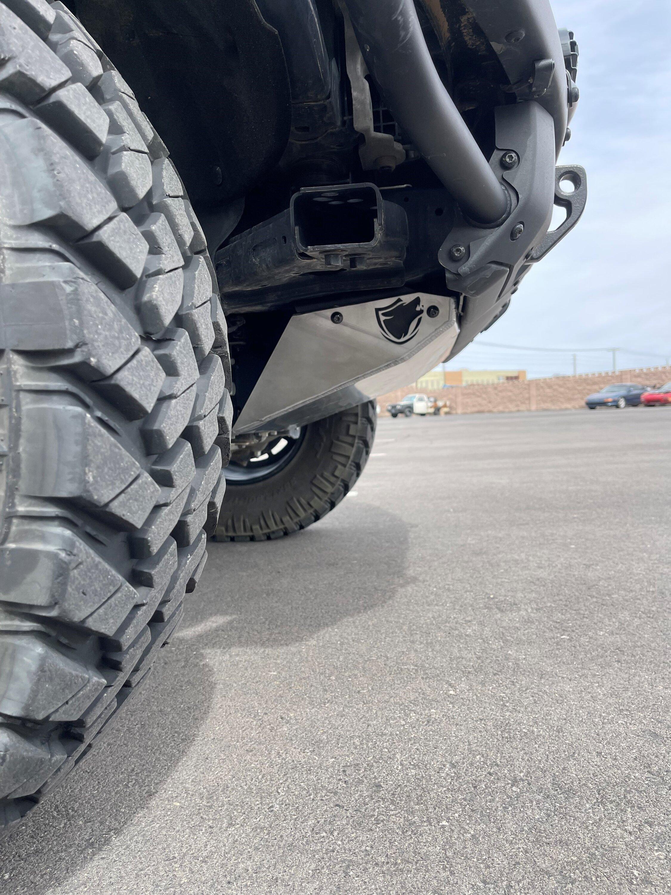 Ford Bronco LOBO Off-Road HNT Aluminum Front Skid Plate vs. Factory Front Skid 99