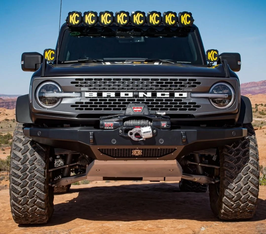Ford Bronco LOBO Off-Road HNT Aluminum Front Skid Plate vs. Factory Front Skid Screenshot_20230311_171448_Chrom