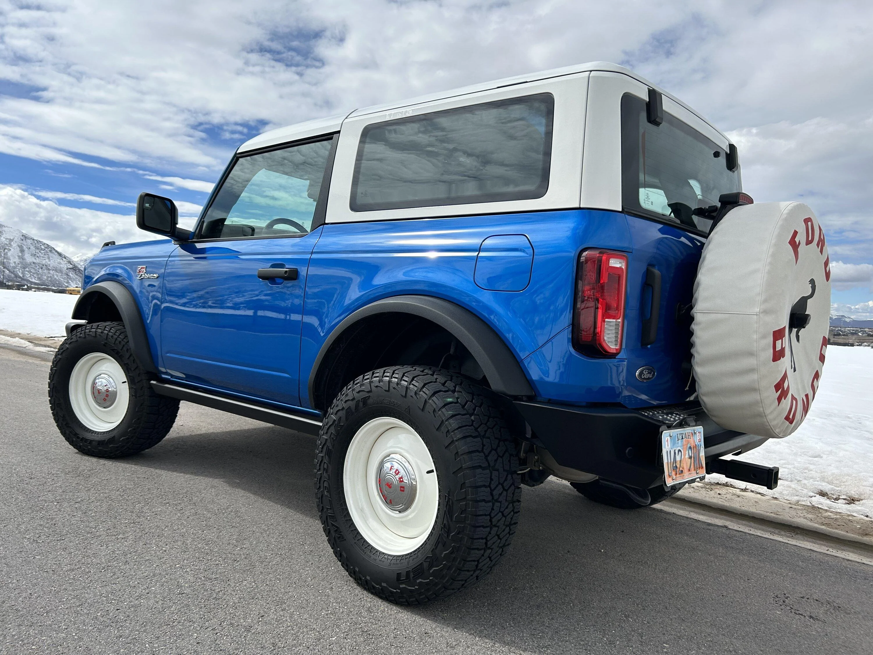Ford Bronco 2021 2 door base built as Heritage Edition 4C4808E9-A704-4BEA-9C5E-591A095A94C6